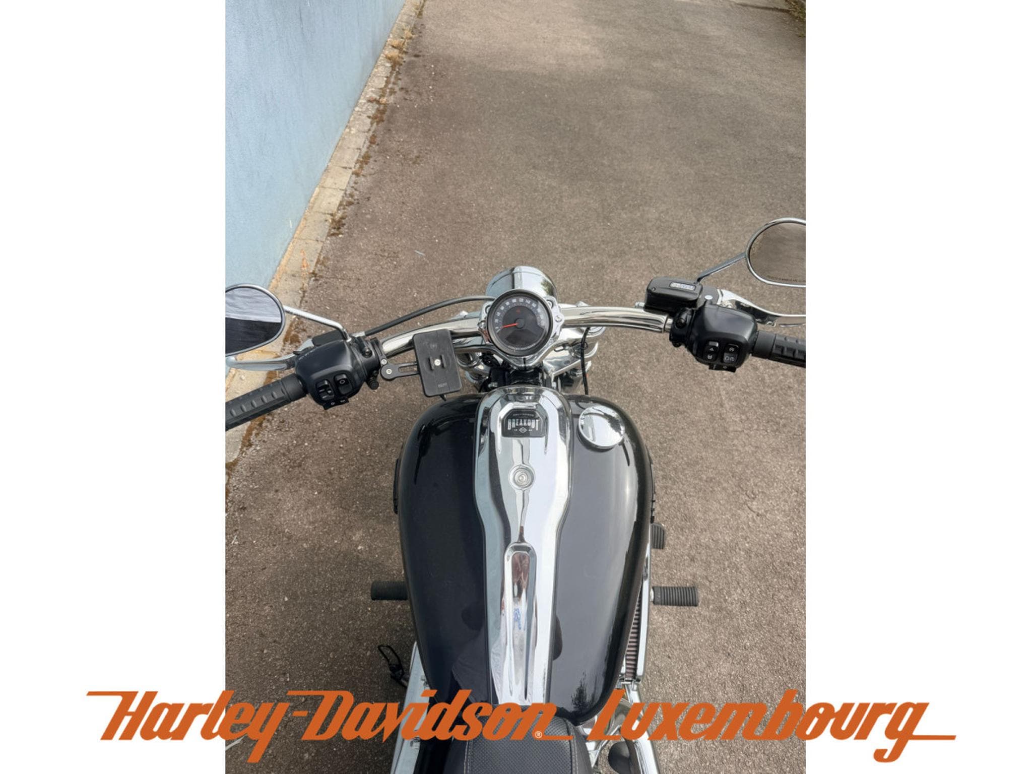 Harley-Davidson Breakout (2025) - Foto 8