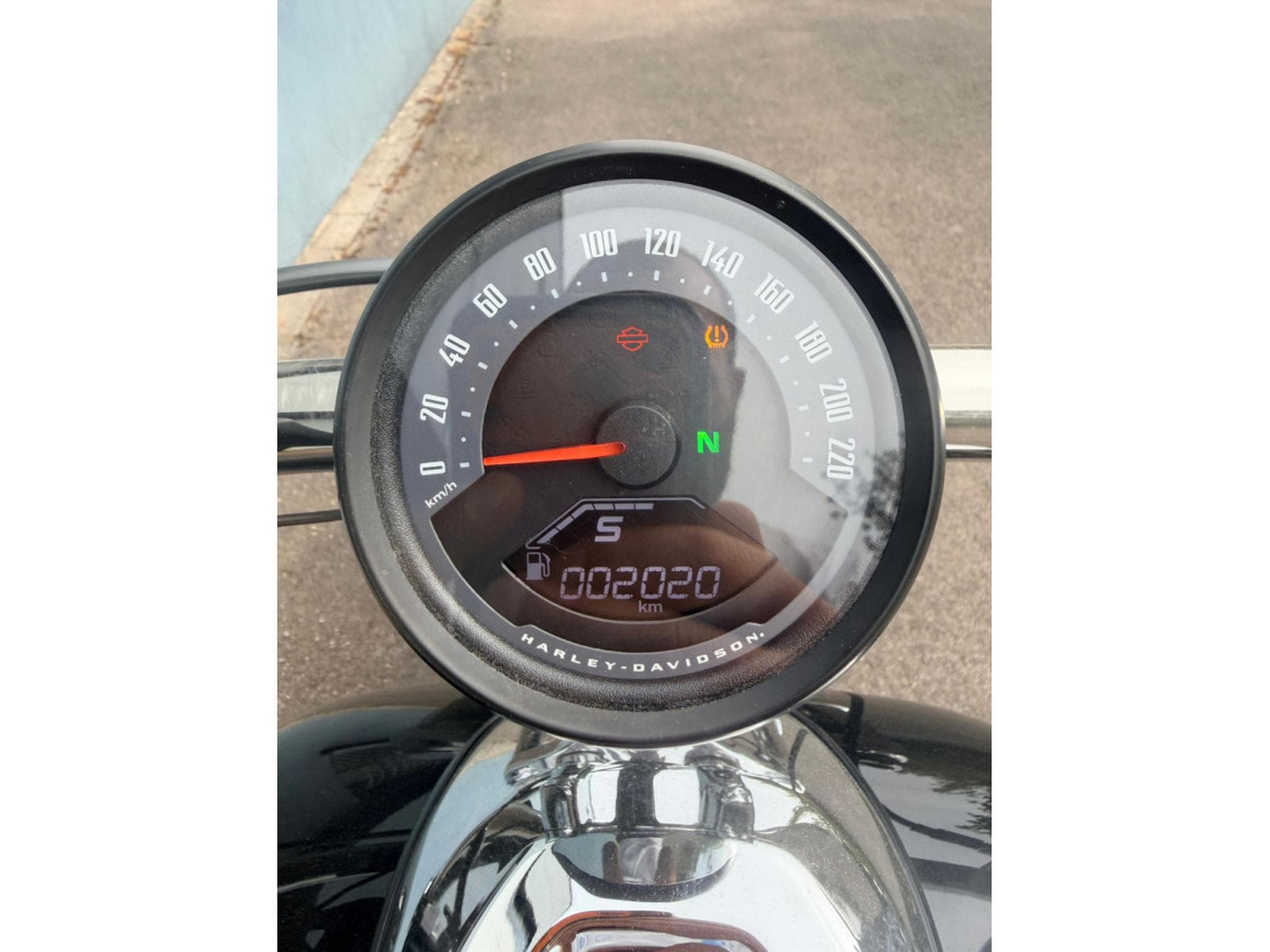 Harley-Davidson Breakout (2025) - Foto 9