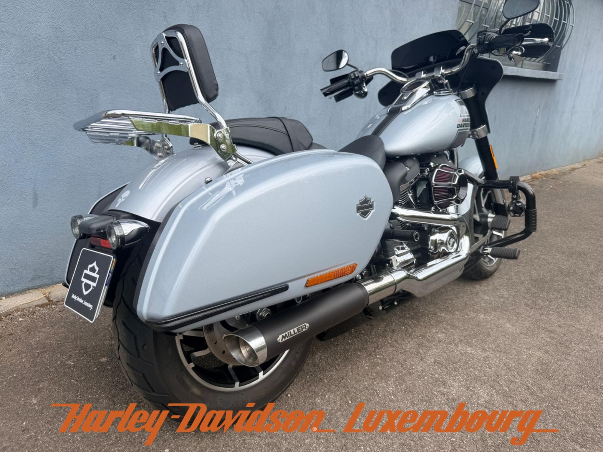 Harley-Davidson Sport Glide (2024) - Foto 6