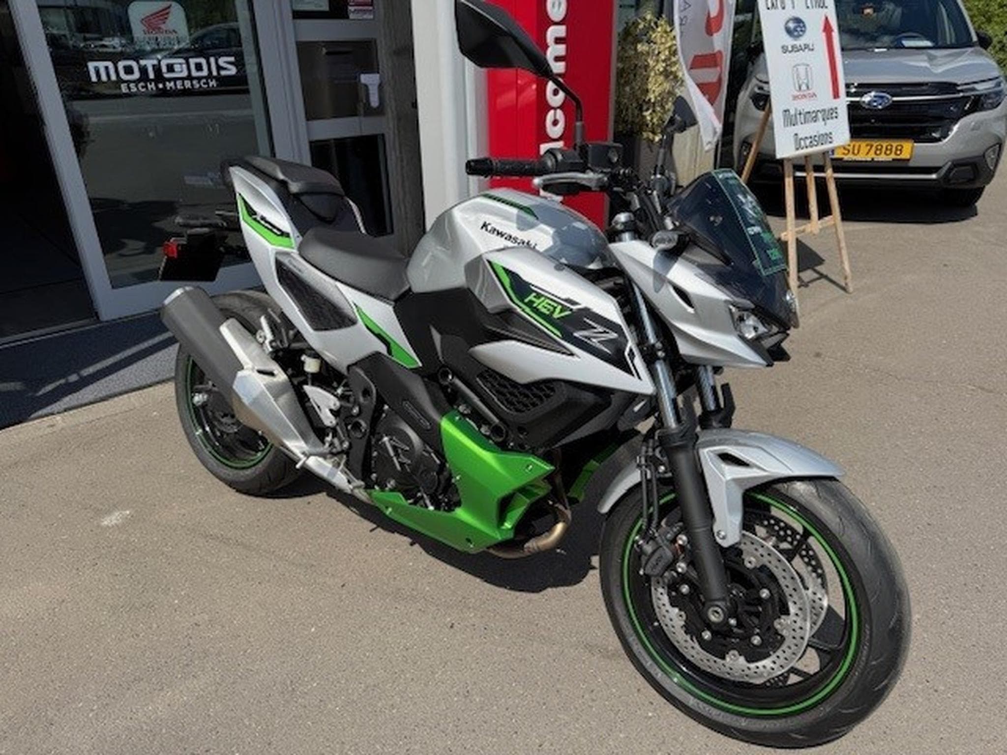 Kawasaki Z 7 Hybrid NINJA Z 7 HEV (2024) - Photo 4