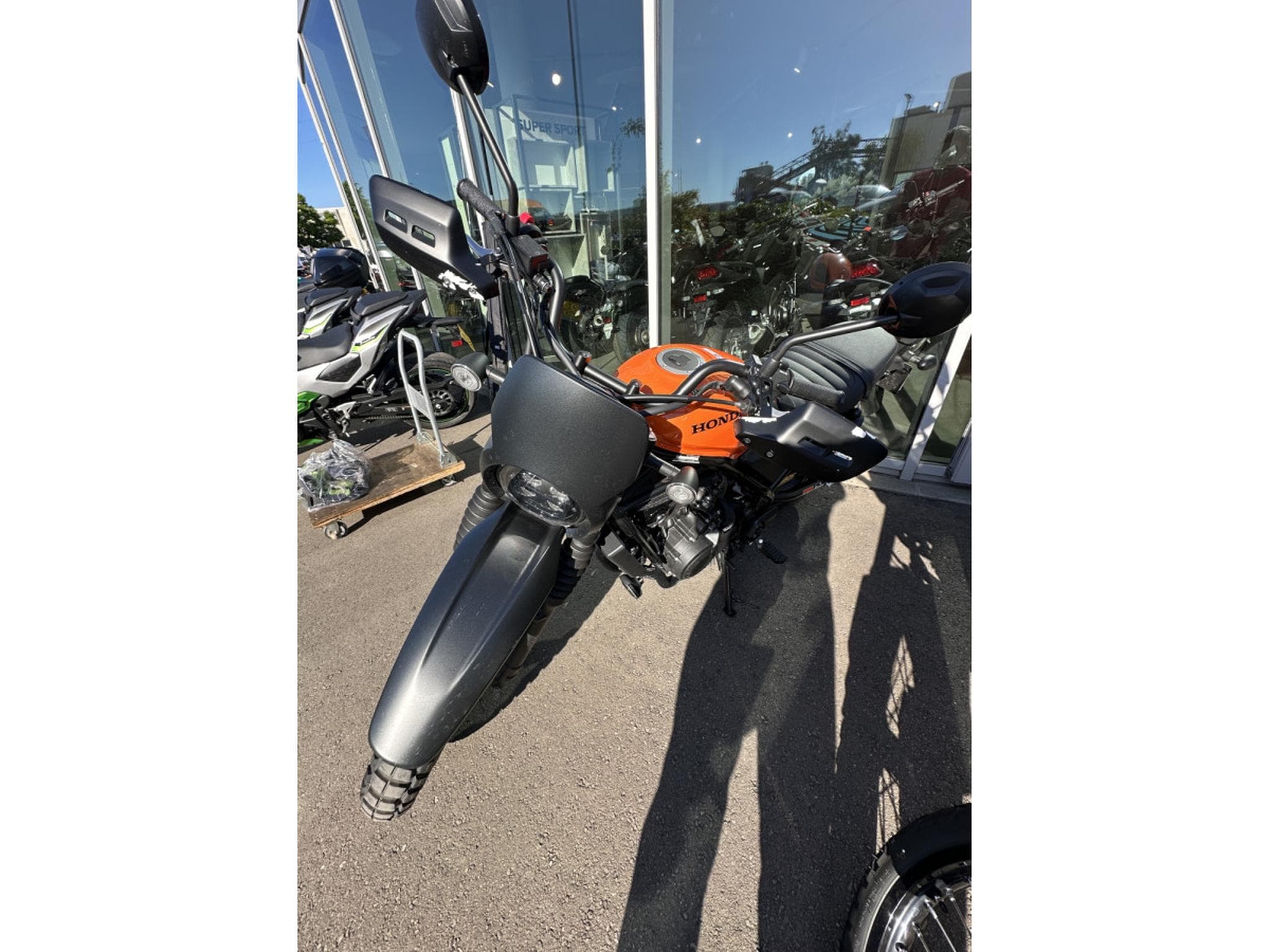 Honda CL 500 VERSION SPECIALE AVEC POT ARROW+PNEUS SPECIAUX+BULLE+PARE MA (2026) - Photo 2