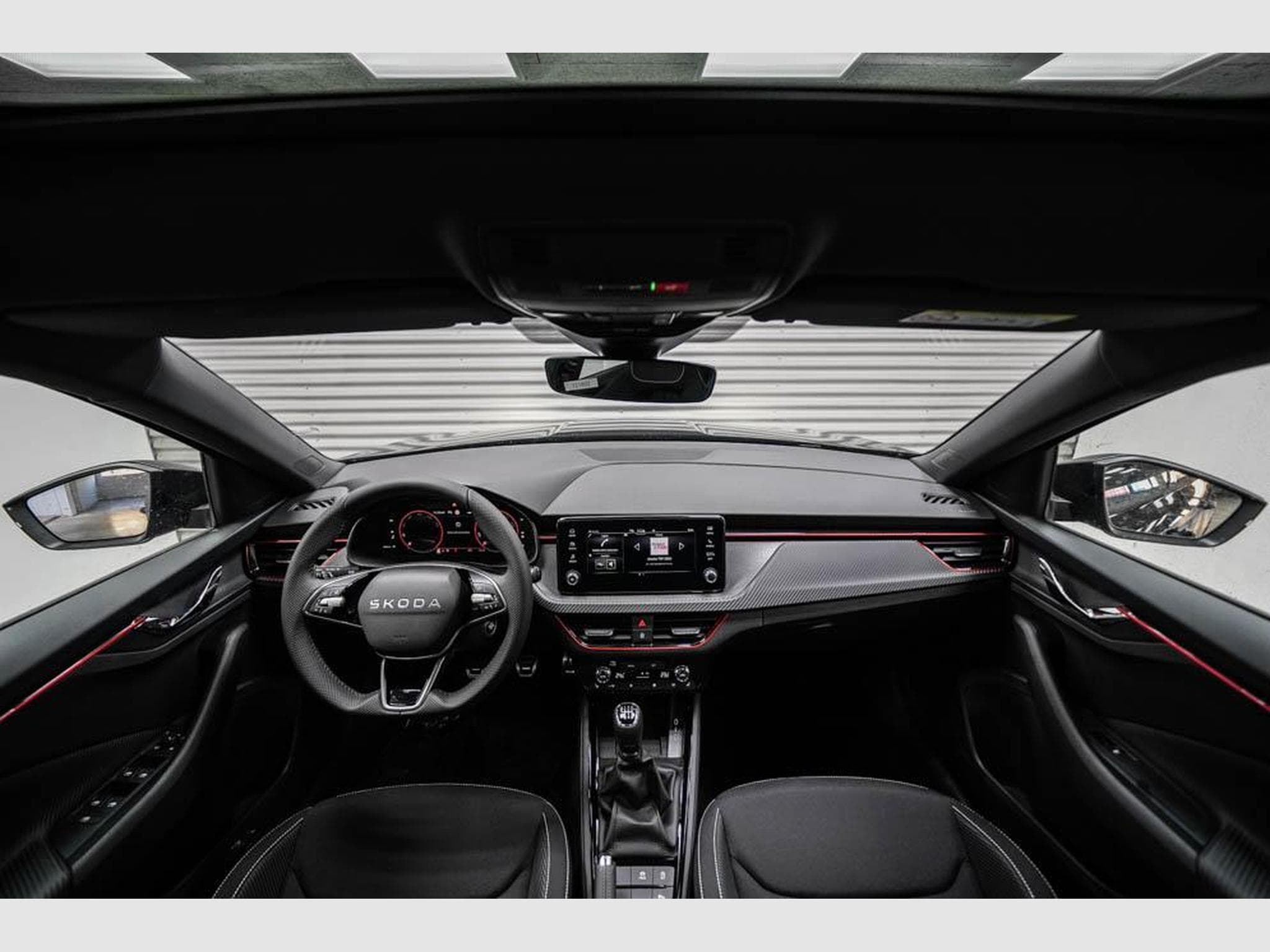 Skoda Kamiq 1,0 TSI Monte (2025) - Photo 6