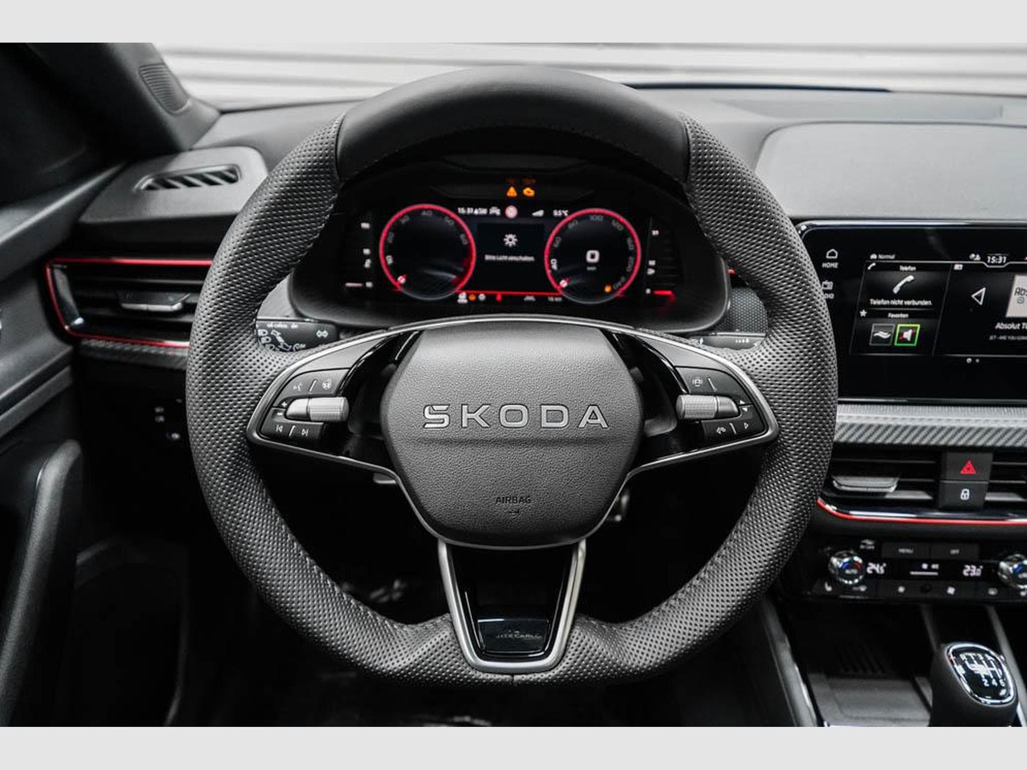 Skoda Kamiq 1,0 TSI Monte (2025) - Photo 9