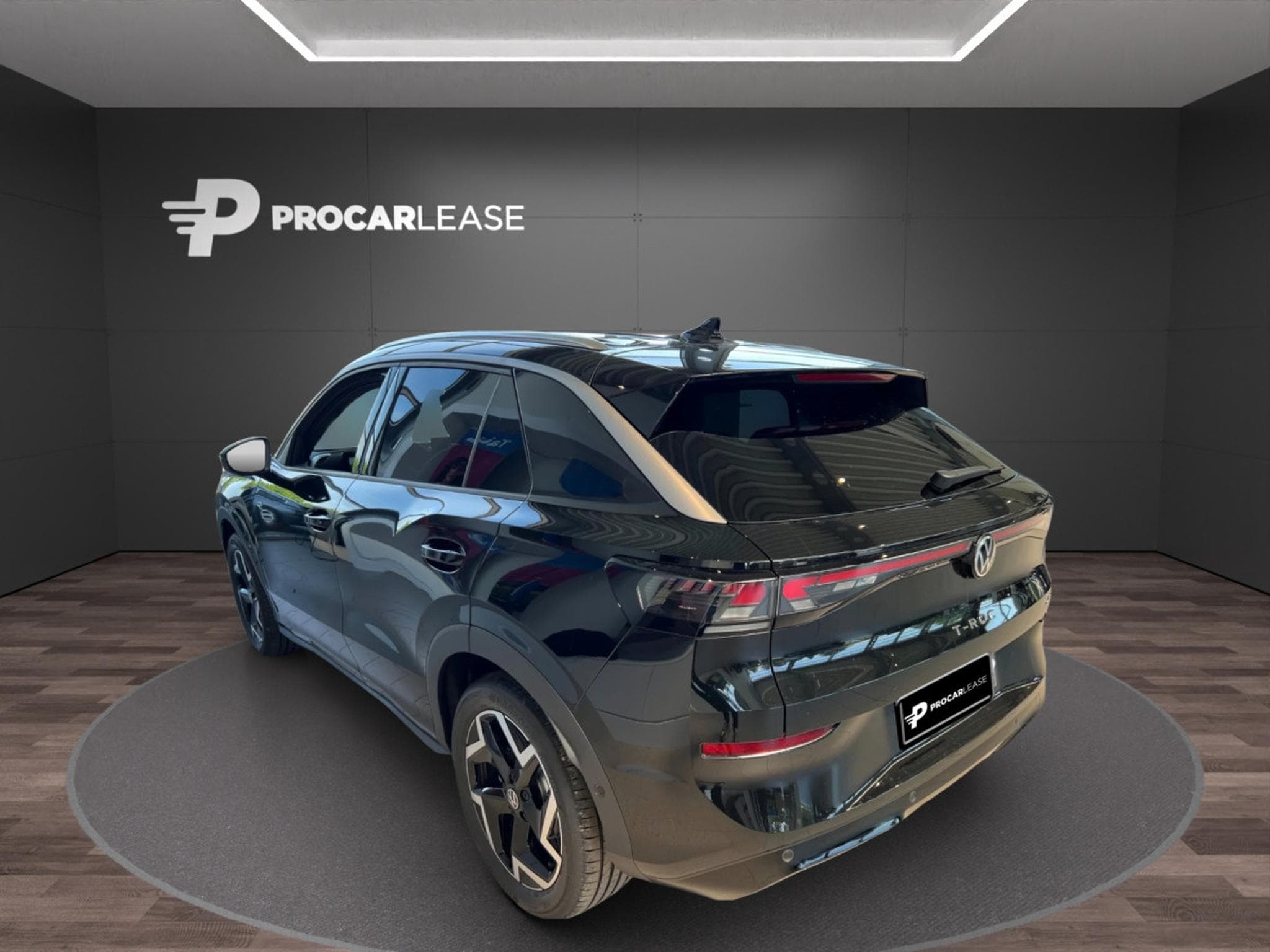 VW T-Roc T-Roc R-Line 1.5 eTSI  (150 CV)/PANO/AHK/360°/VOLL (2026) - Photo 4