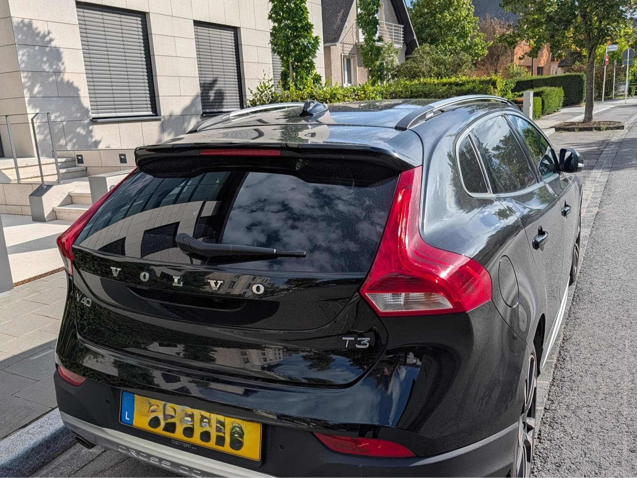 Volvo V40 Cross Country T3 (2019) - Photo 1