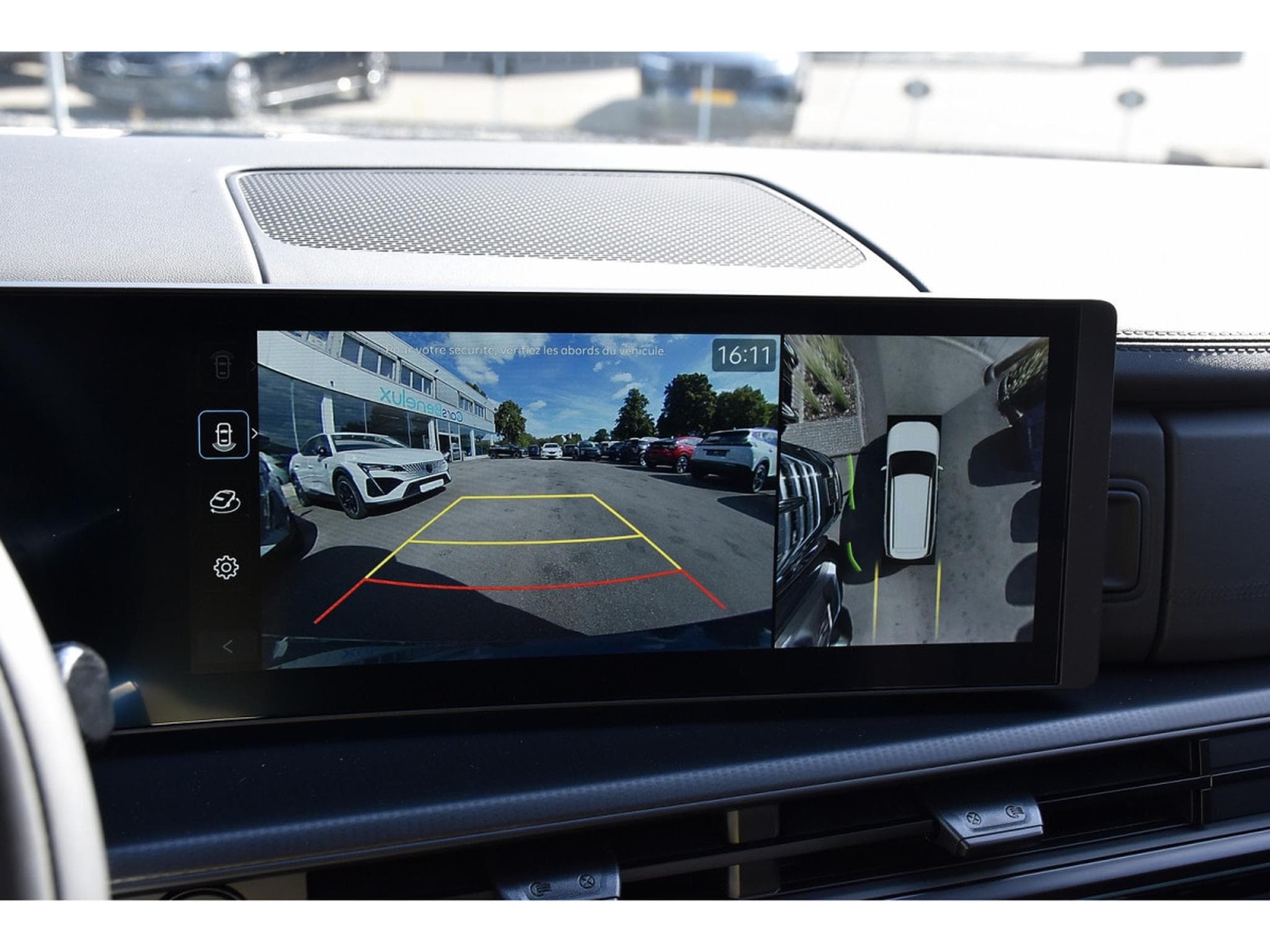 Hyundai Santa Fe 1.6 T-GDI HEV Calligraphy 7 PL. PANO MEMO BOSE HUD NEUF (2026) - Foto 14