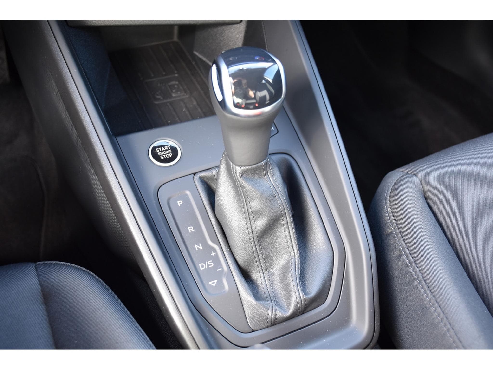 Audi A1 Sportback 25 TFSI Advanced S-Tronic CLIMA LANE LED NEUVE (2026) - Foto 17