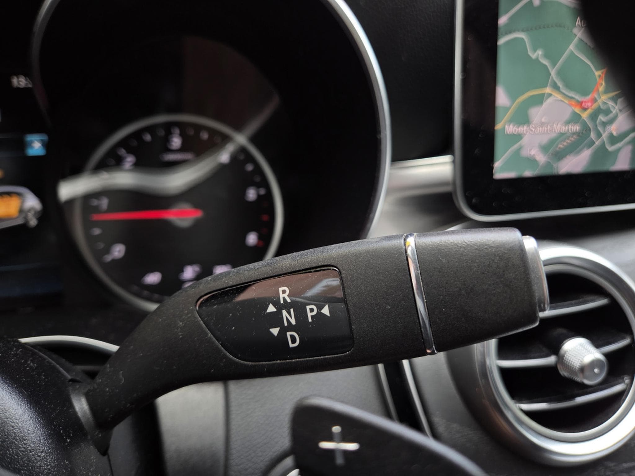 Mercedes C 180 D 122CV 9G-Tonic Business (2021) - Photo 12