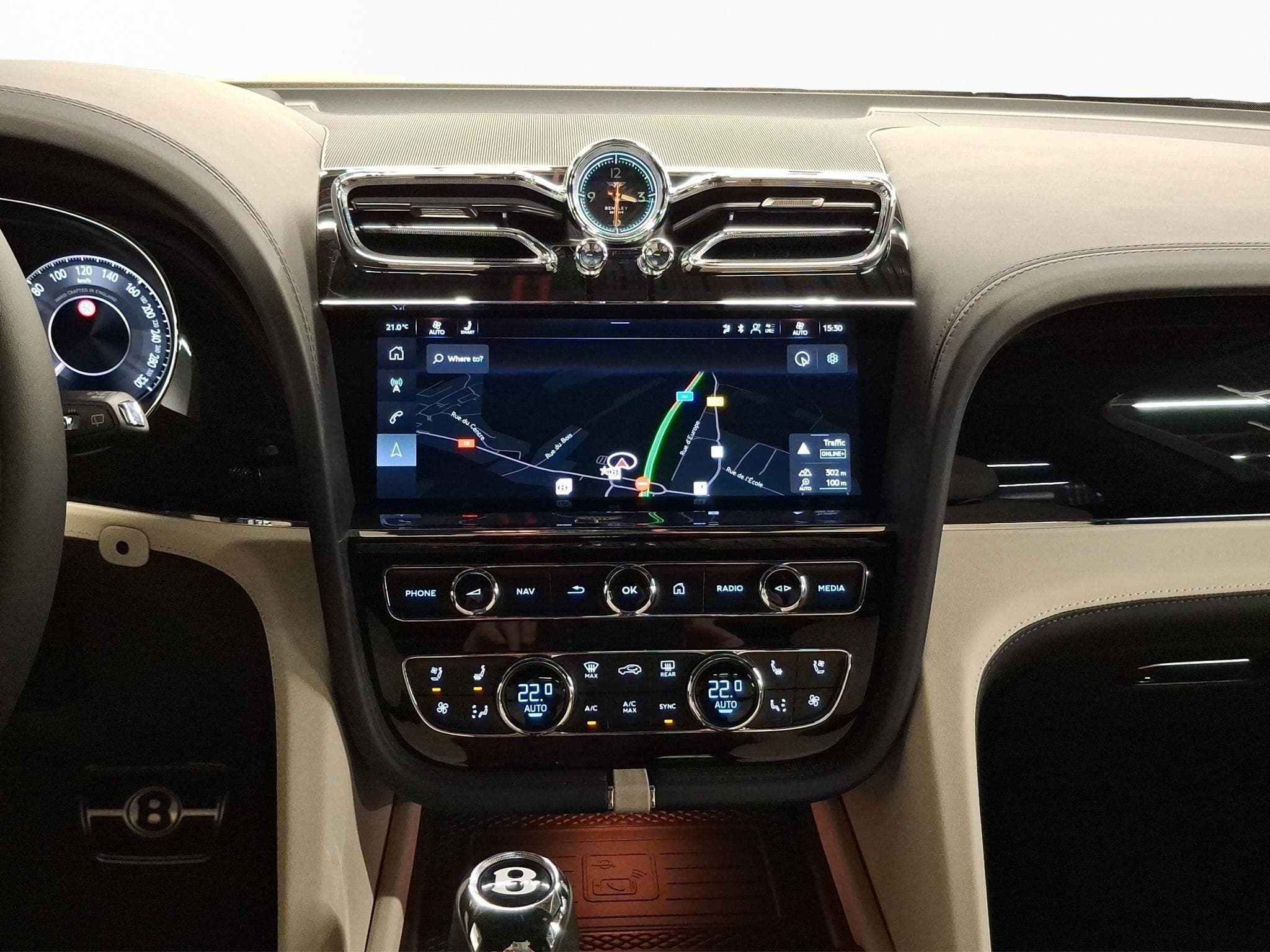 Bentley Bentayga Artenara Edition V8 (2026) - Photo 9