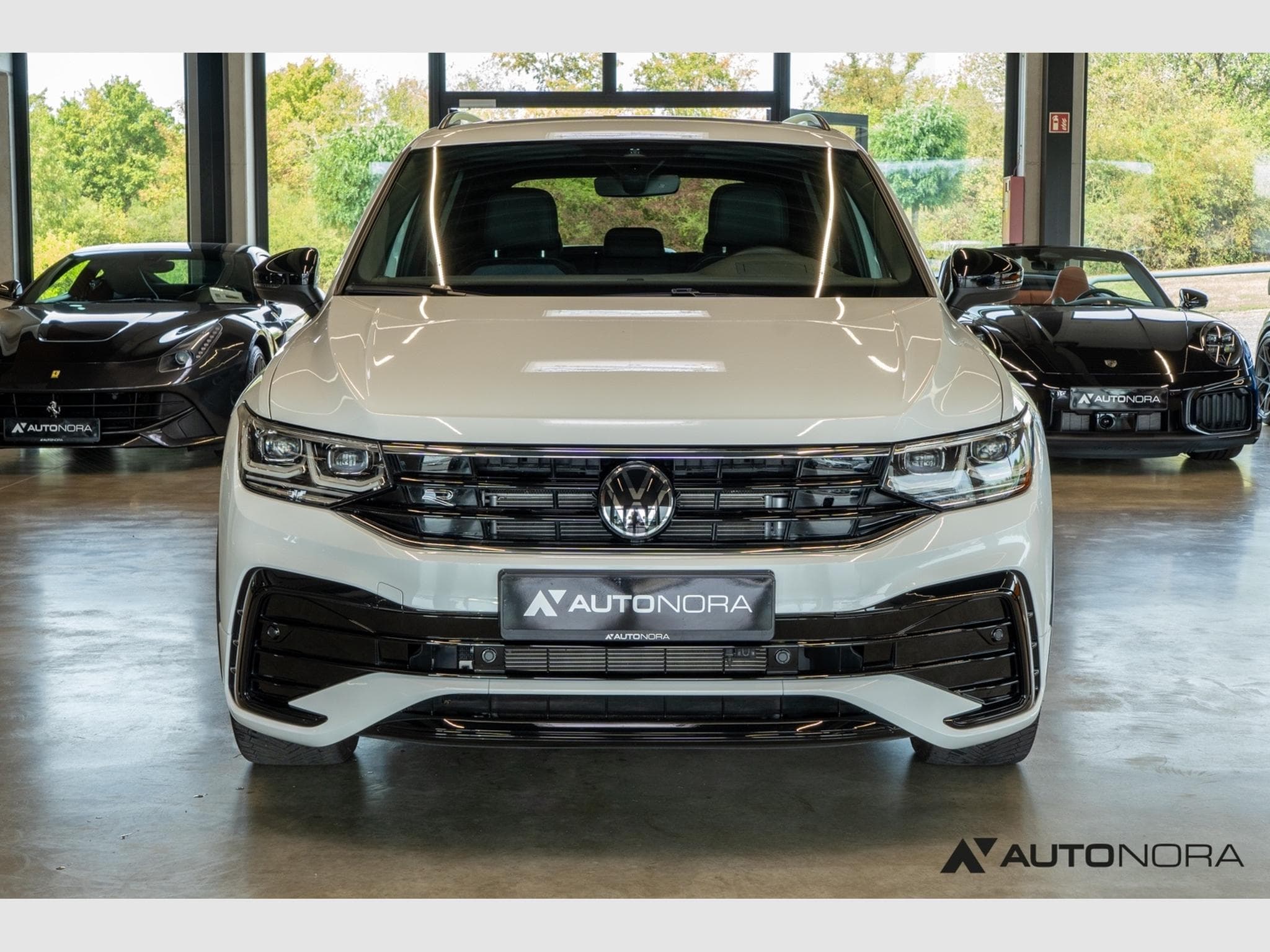 VW Tiguan 2.0 TSI 4Motion R-Line (2023) - Foto 5