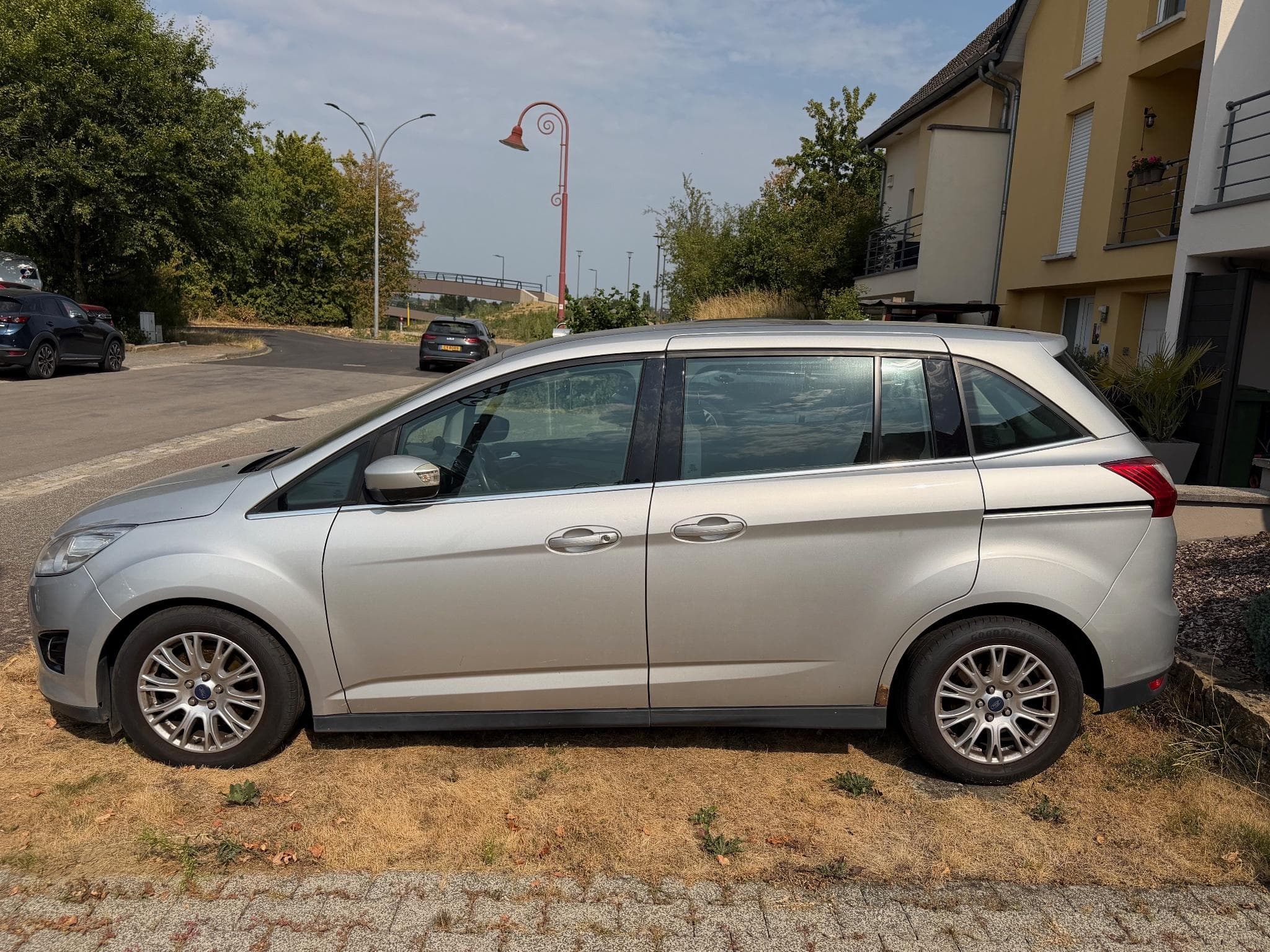 Ford C-Max Grand C-Max Titanium 2.0 TDCi (2011) - Foto 3