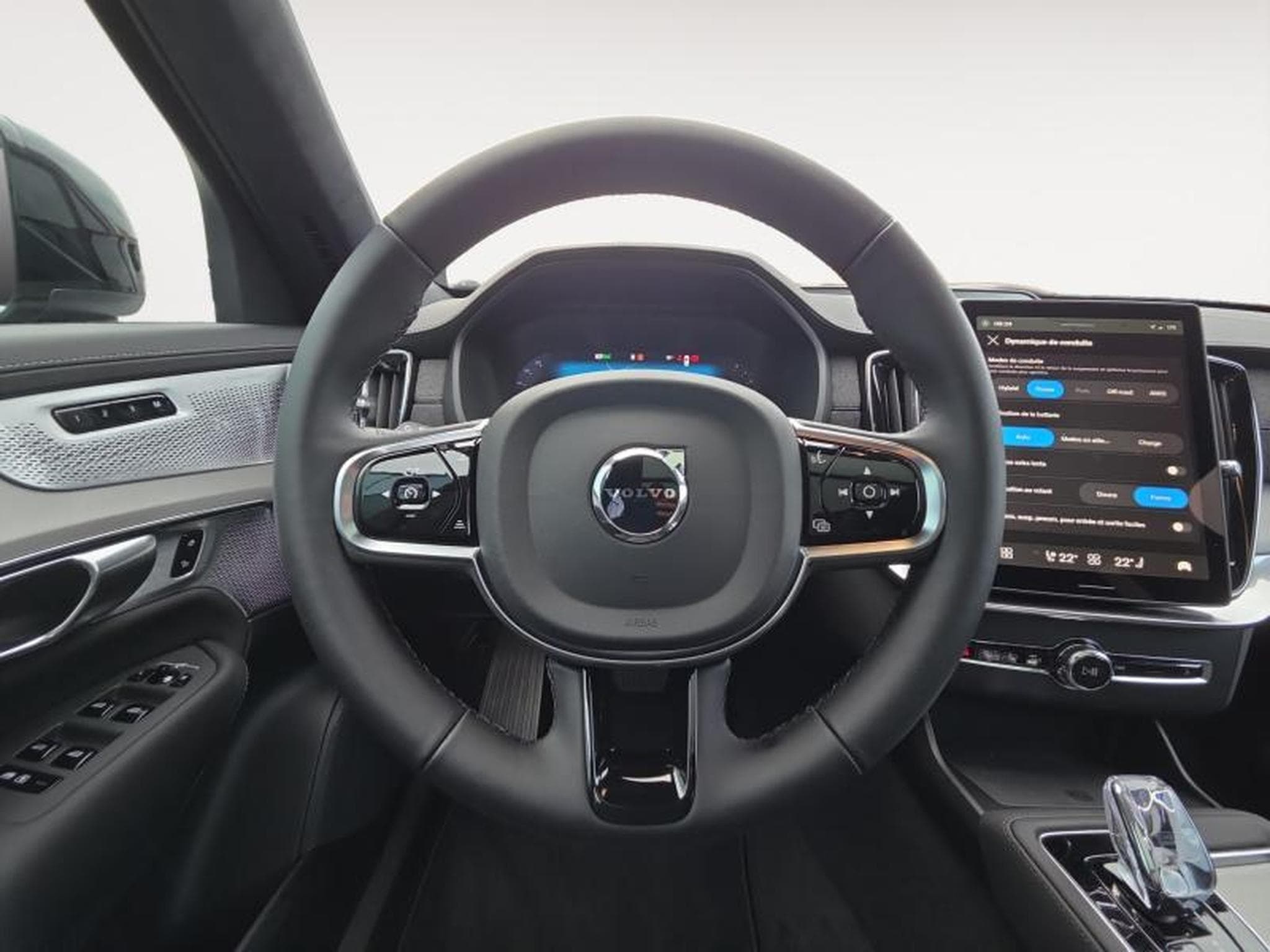 Volvo XC90 T8 AWD Ultra Black Edition 2027 / Hybride (2026) - Photo 12