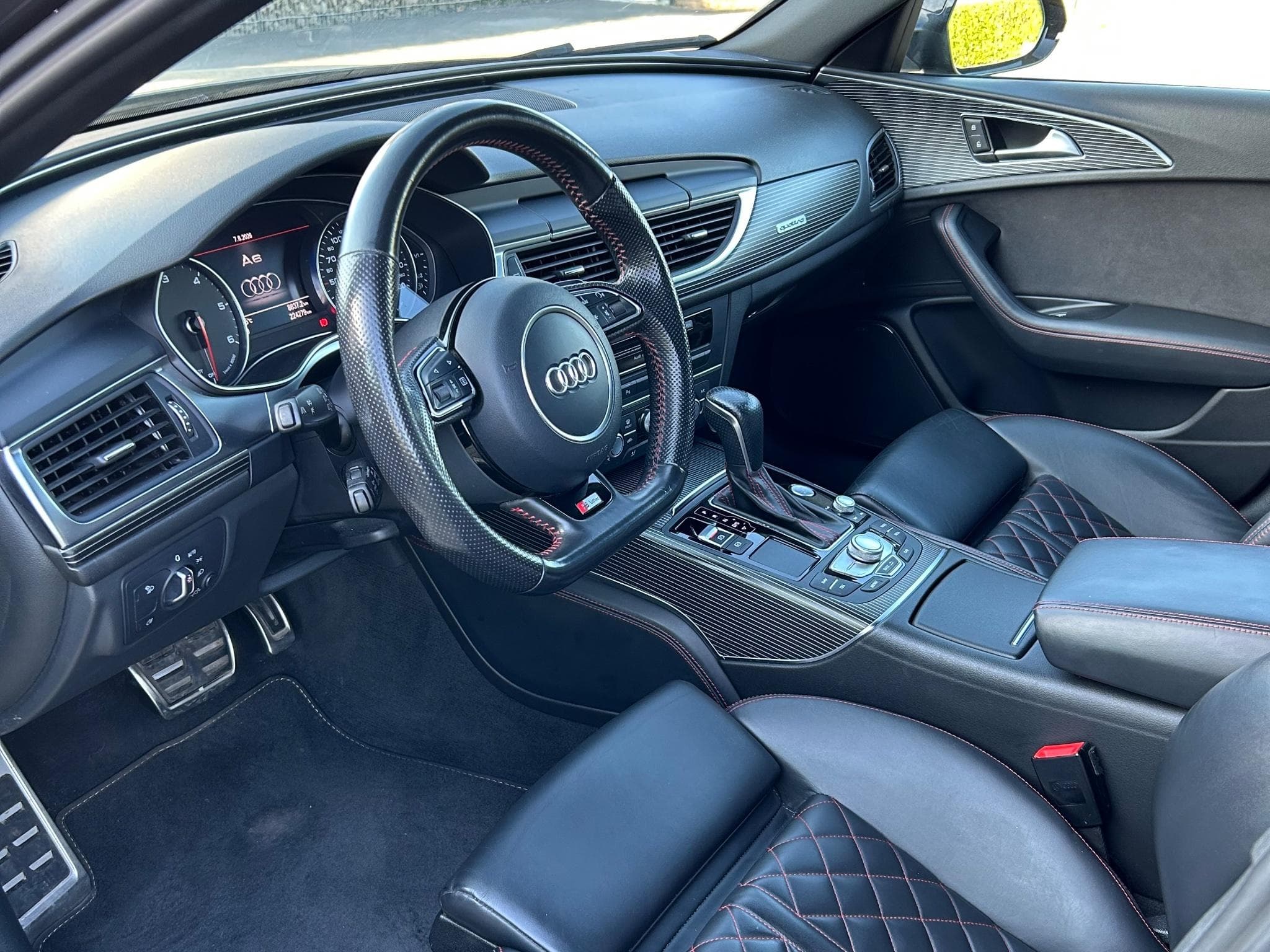 Audi A6 (2017) - Photo 2