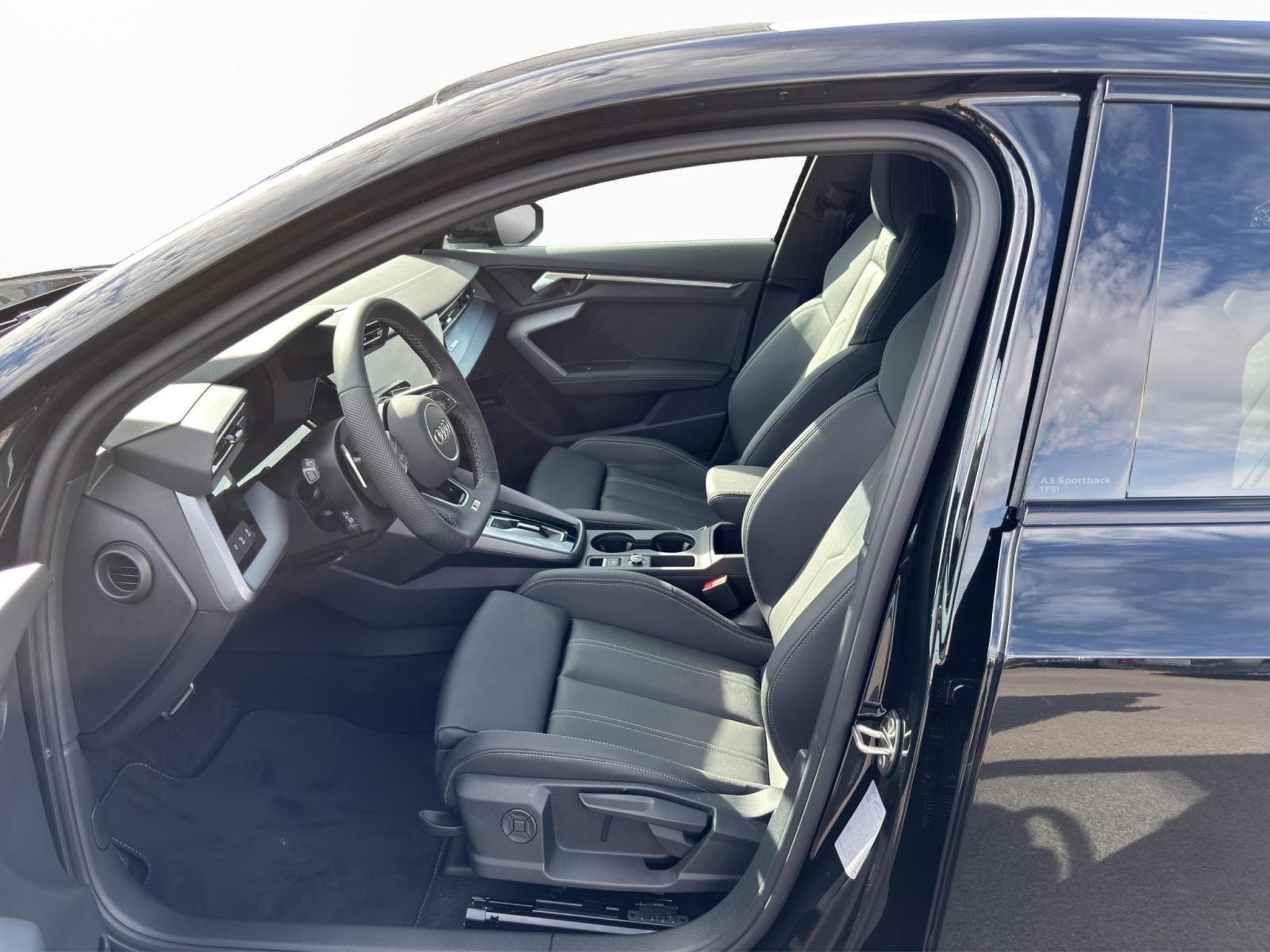 Audi A3 S line (2026) - Foto 9