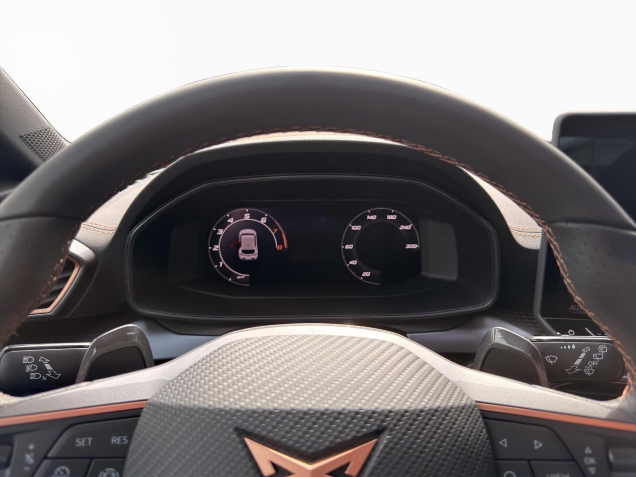 Cupra Leon 1.5 eTSI DSG (2026) - Foto 11