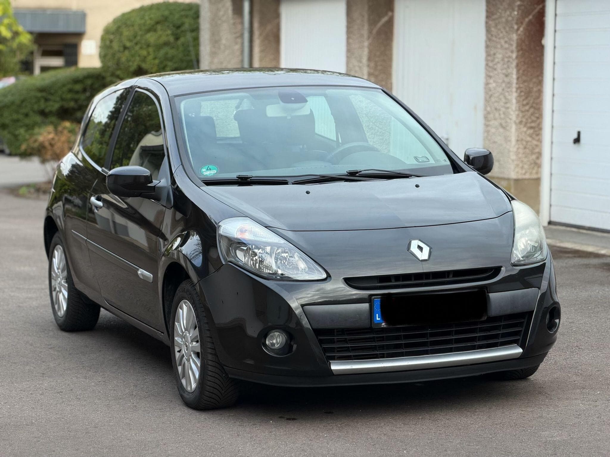Renault Clio 1.5CDI 88 (2011) - Photo 2