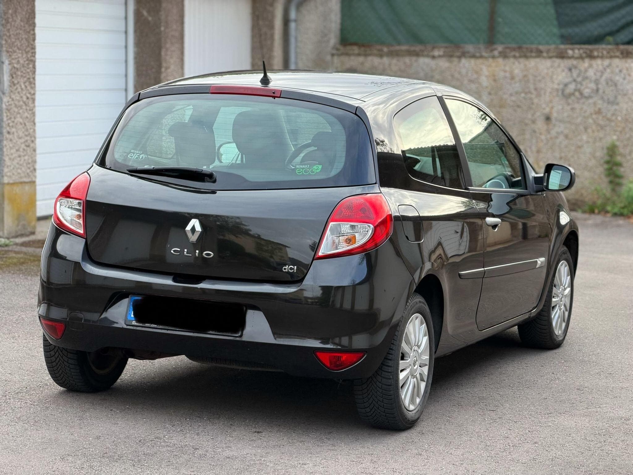 Renault Clio 1.5CDI 88 (2011) - Photo 3