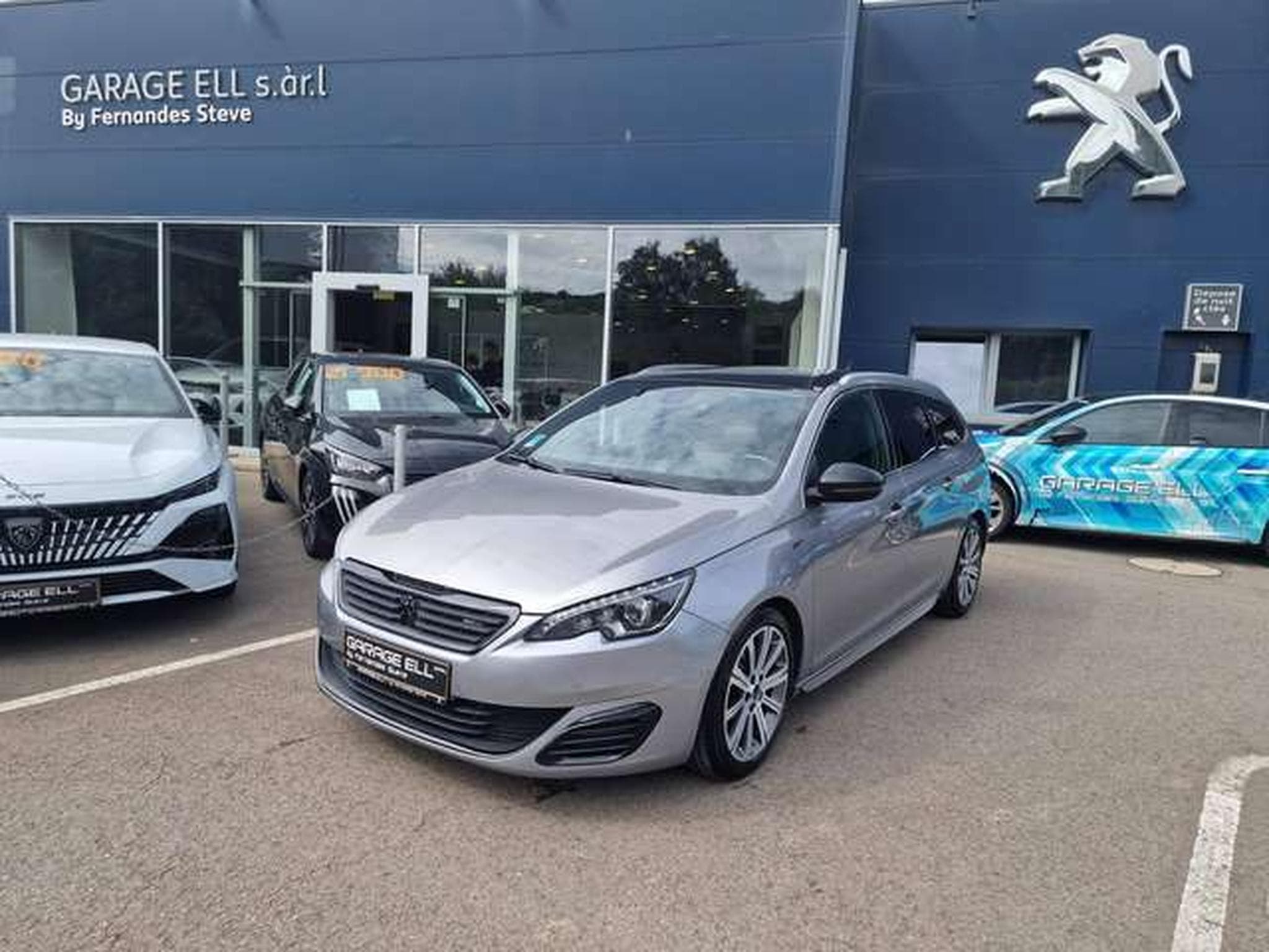 Peugeot 308 SW GT (2016) - Photo 1