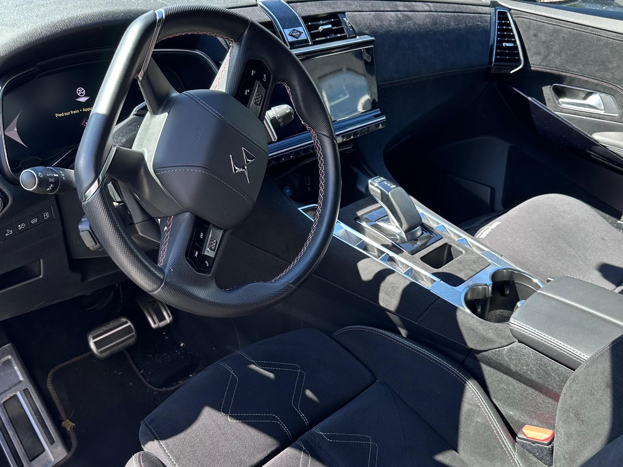 DS Automobiles DS7 Performance line 360 cv 4x4 (2023) - Photo 3