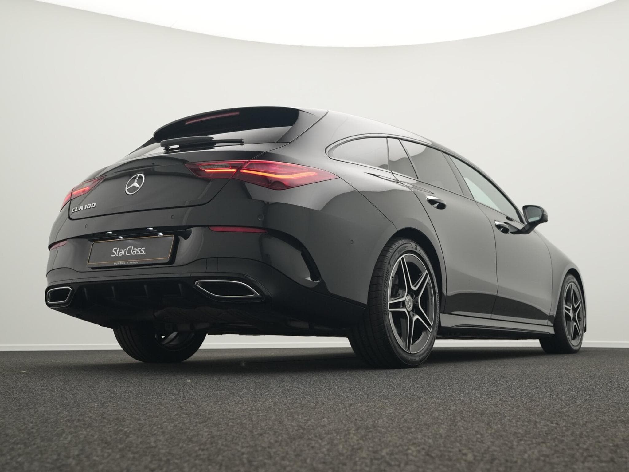 Mercedes CLA AMG-Line Premium Plus (2025) - Photo 11