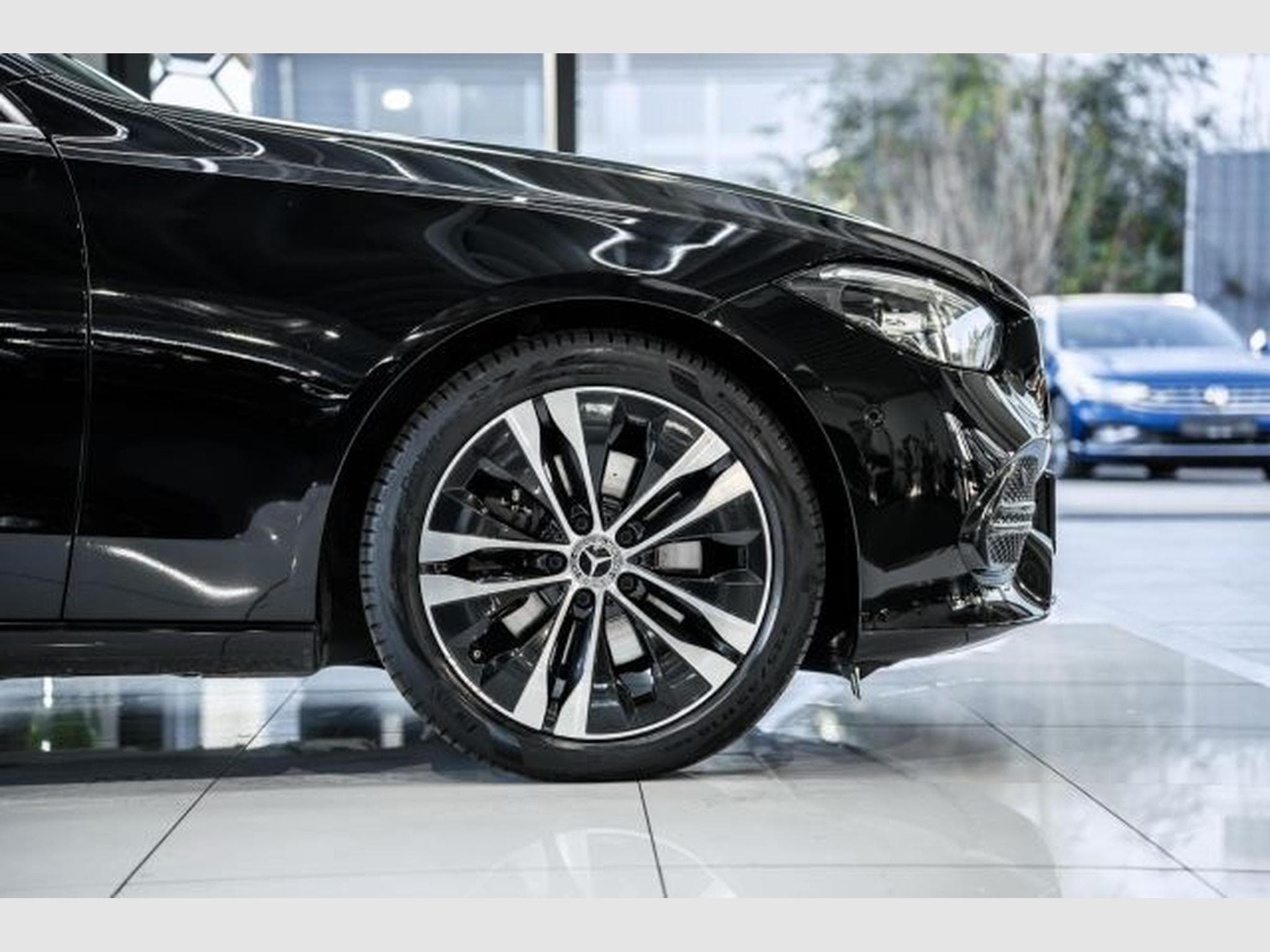 Mercedes C 220 C 220d T 9G Avantgarde NAVI LED RFK PANO Burmest (2023) - Photo 9