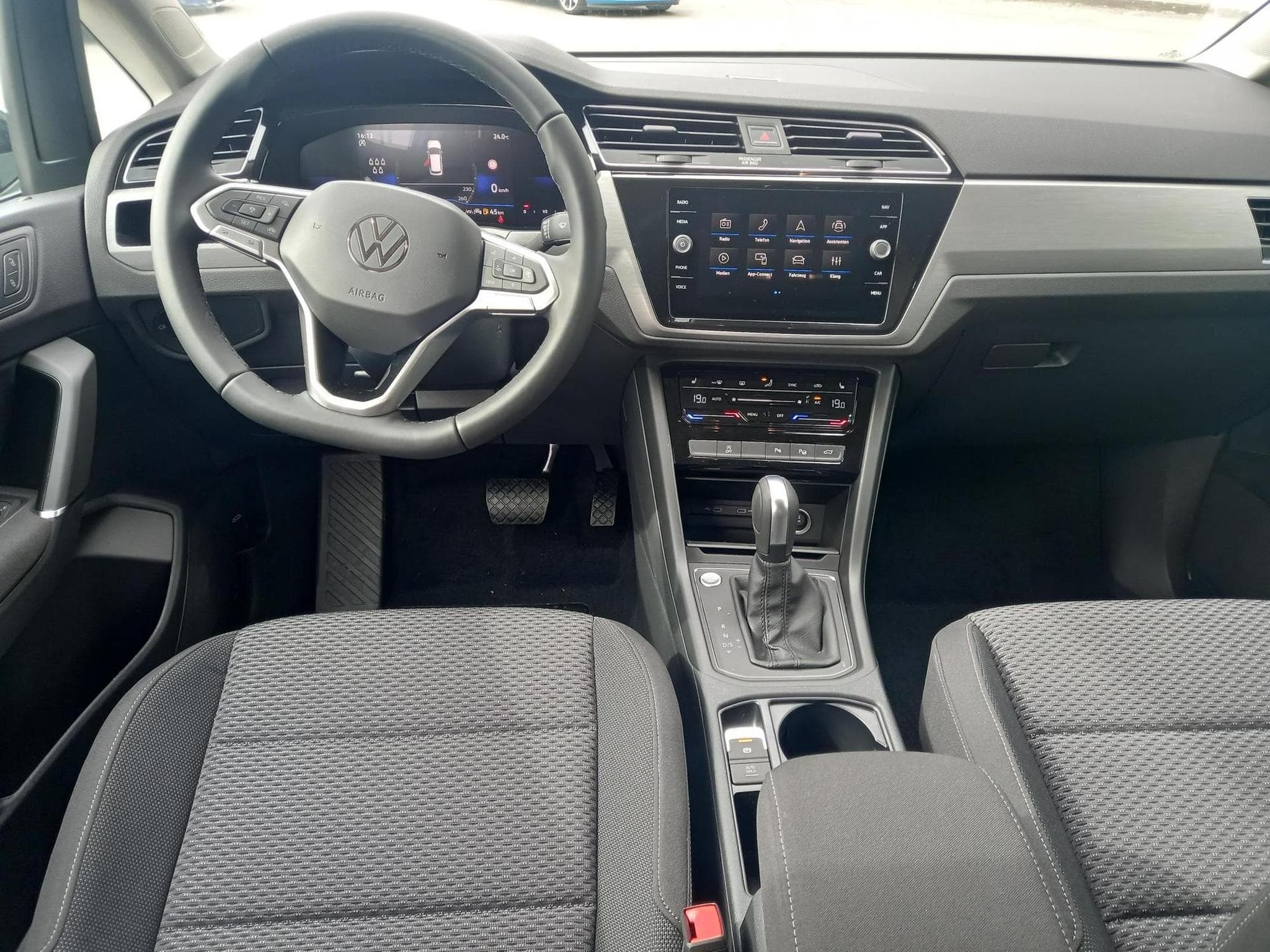 VW Touran Comfortline 1.5 TSI (2026) - Foto 6