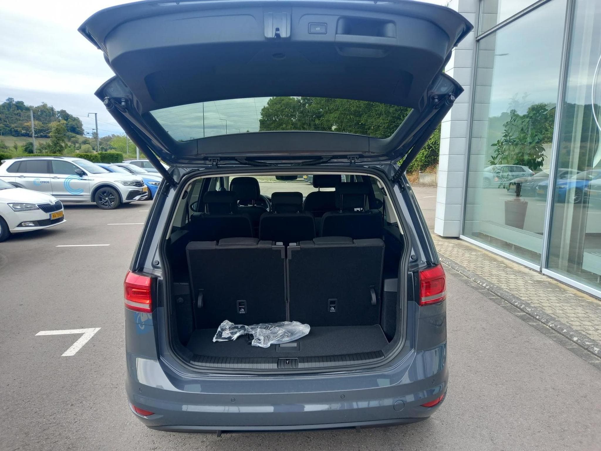 VW Touran Comfortline 1.5 TSI (2026) - Foto 8