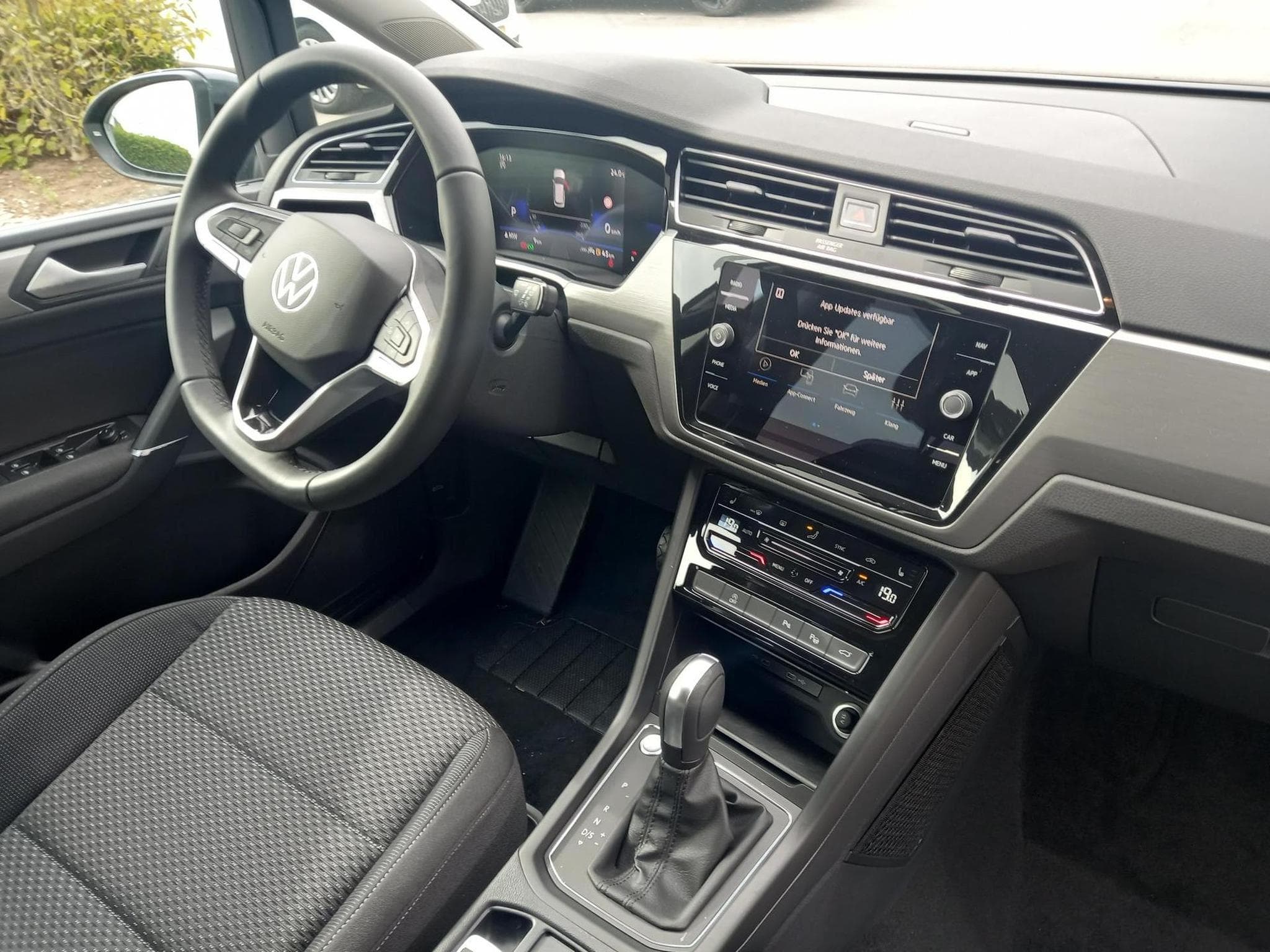 VW Touran Comfortline 1.5 TSI (2026) - Foto 12