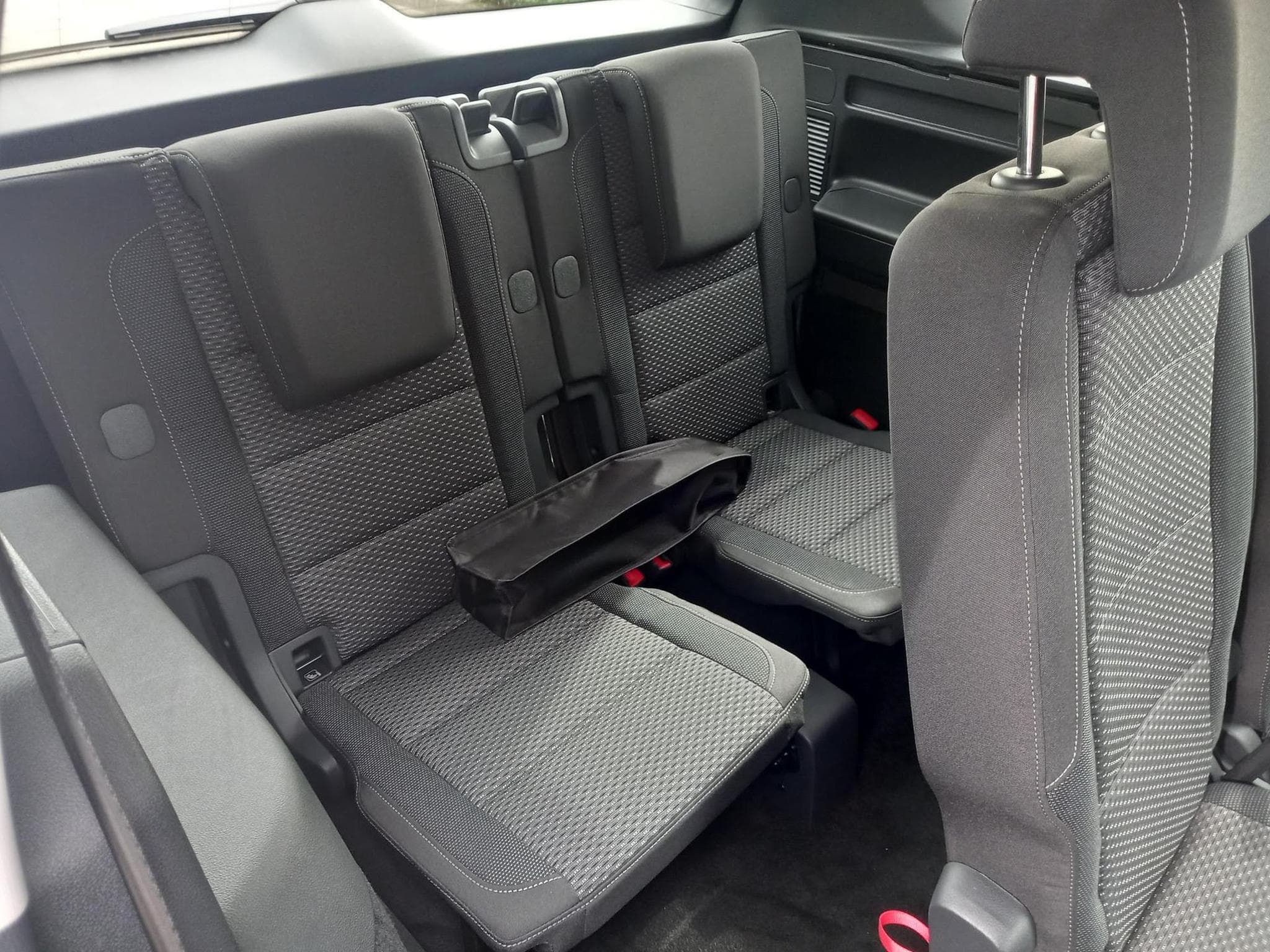 VW Touran Comfortline 1.5 TSI (2026) - Foto 13