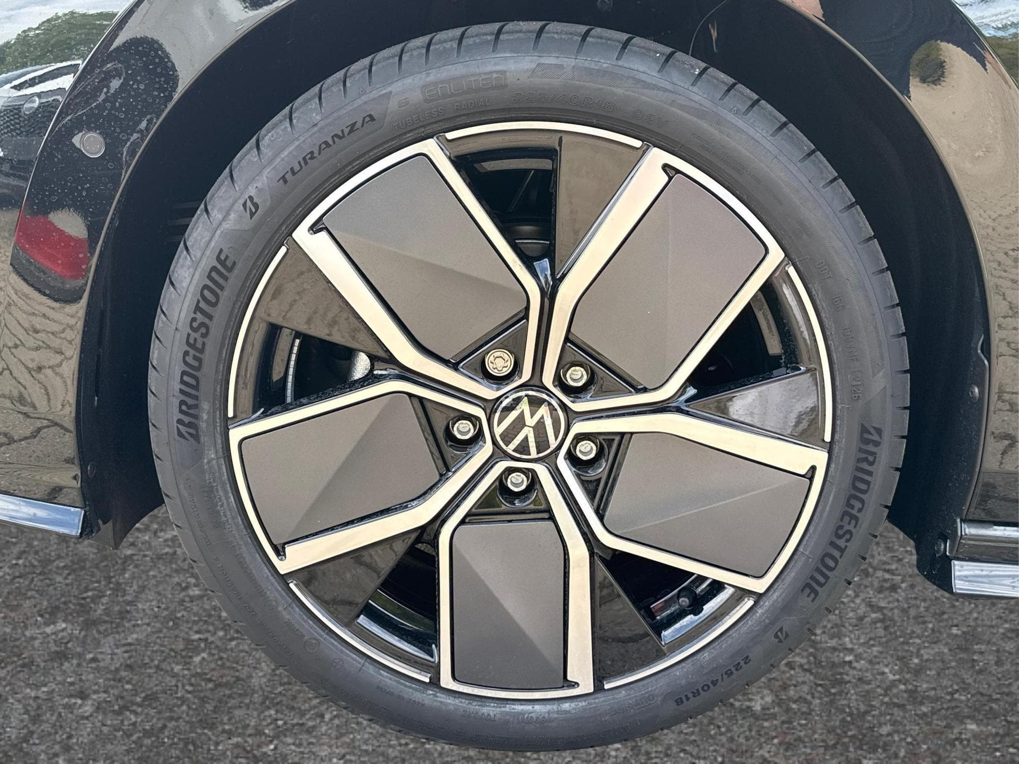 VW Golf R-Line Limited (2026) - Foto 12