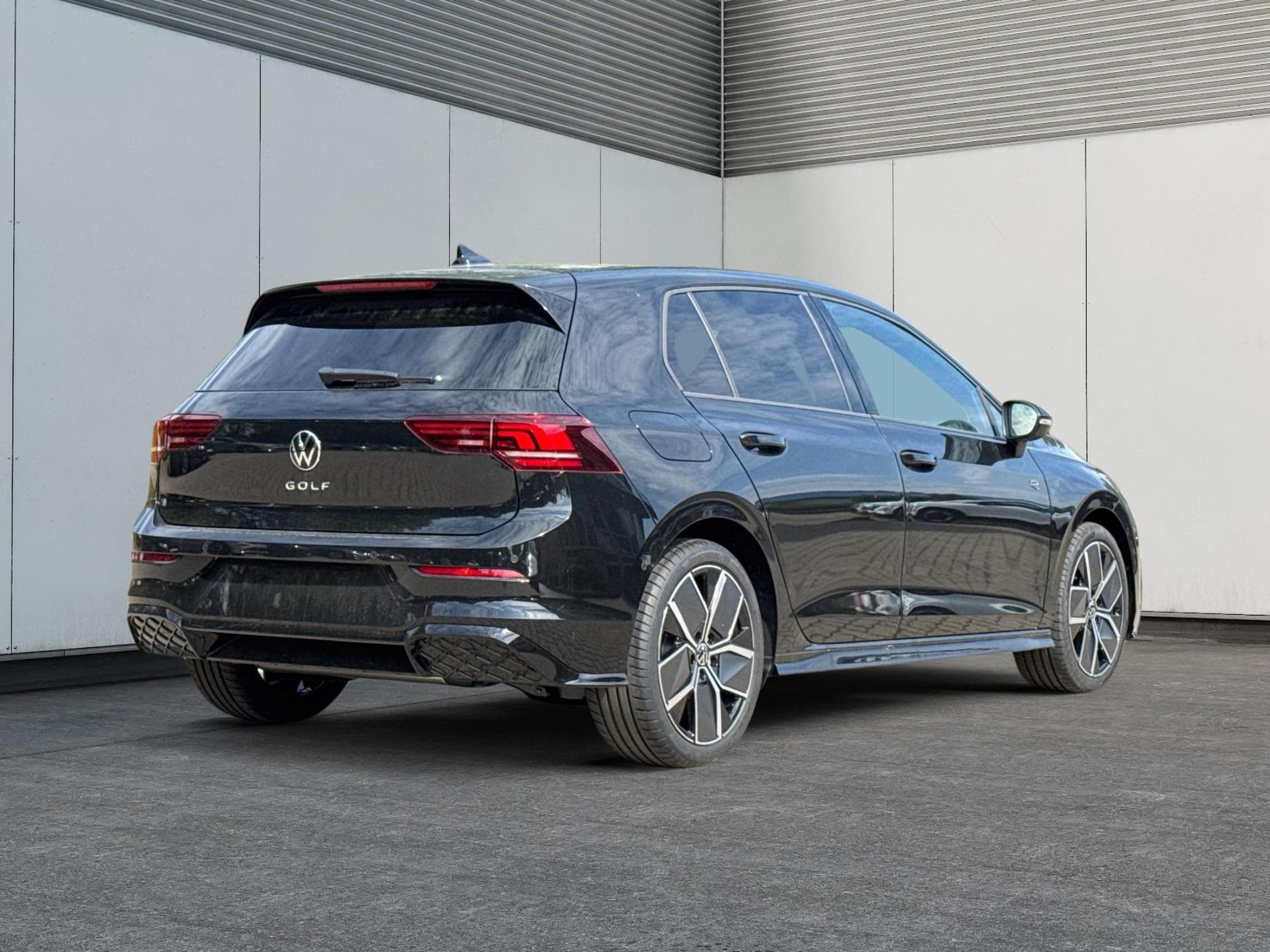 VW Golf R-Line Limited (2026) - Foto 3