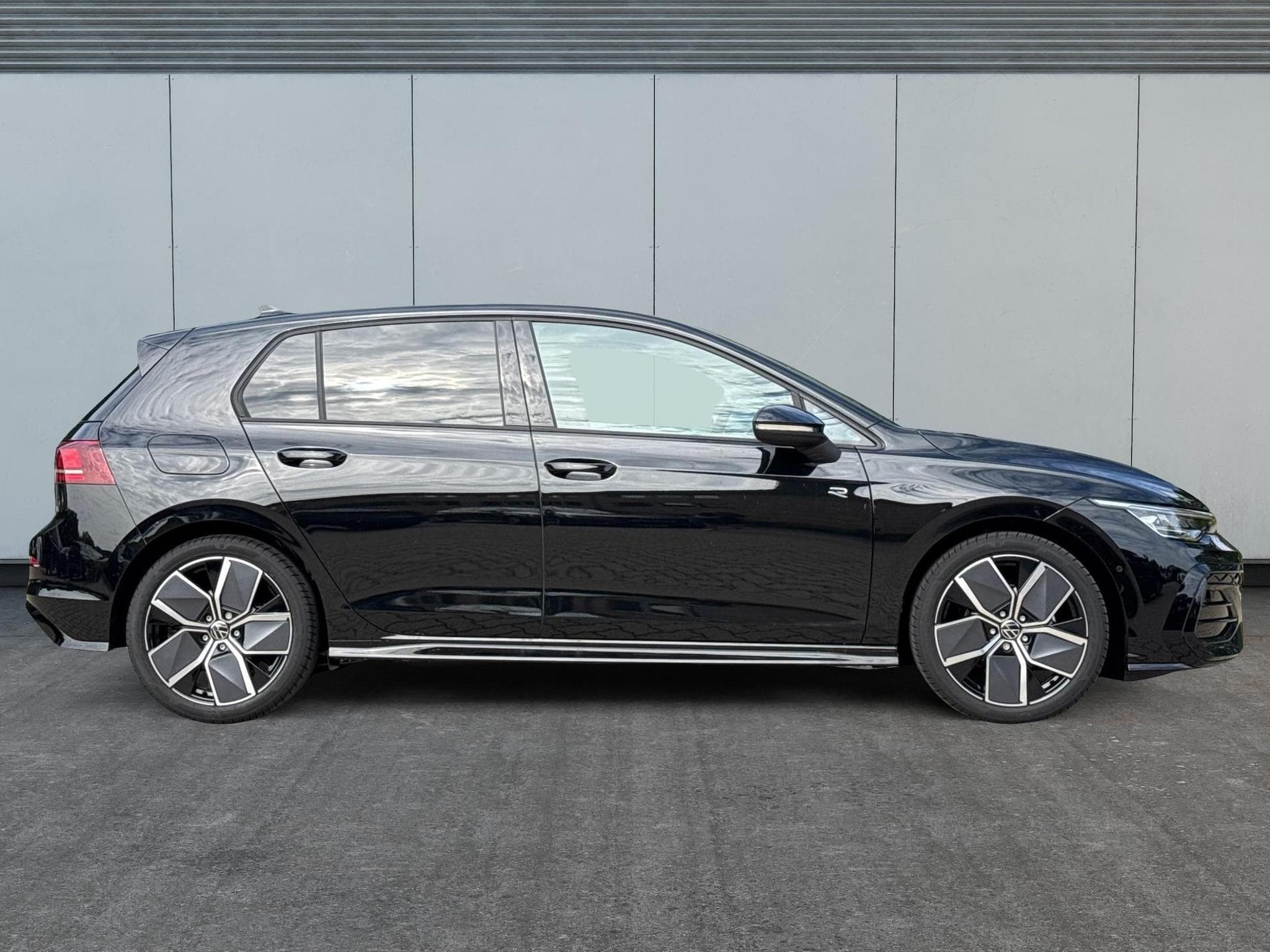 VW Golf R-Line Limited (2026) - Foto 5