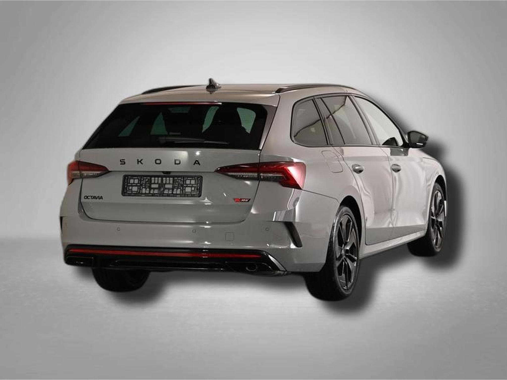 Skoda Octavia RS 2.0 TSI 7-Gang-DSG (2026) - Photo 5