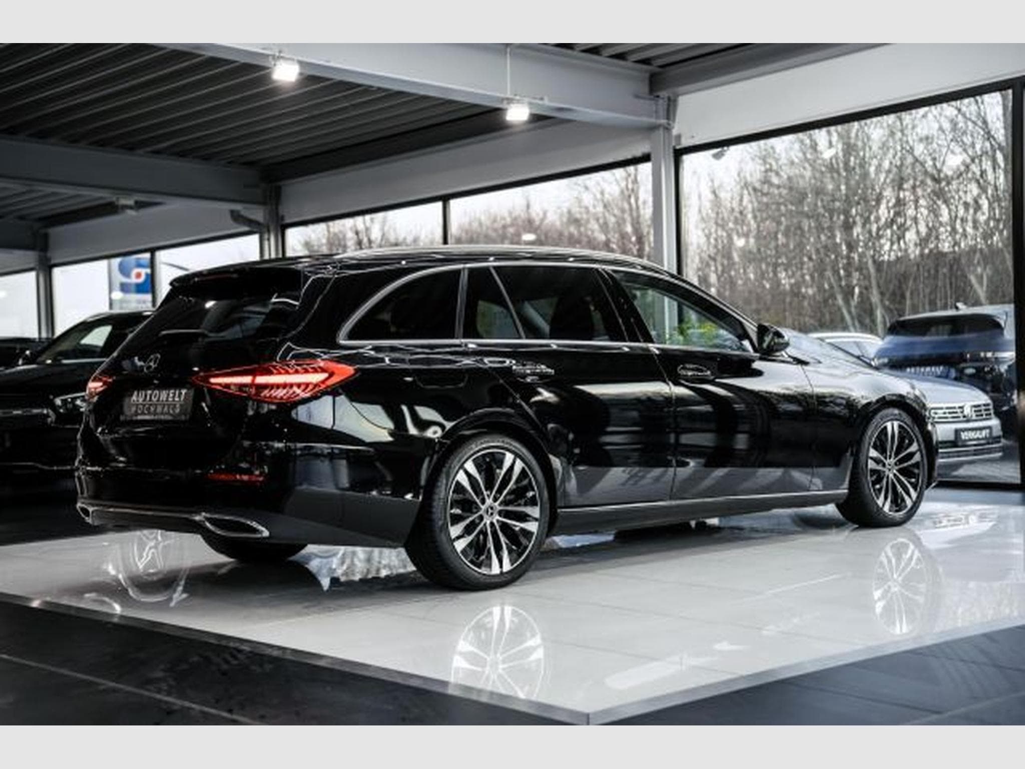 Mercedes C 200 C 200d T 9G-tronic Avantgarde NAVI RFK LED Burm. (2023) - Photo 11