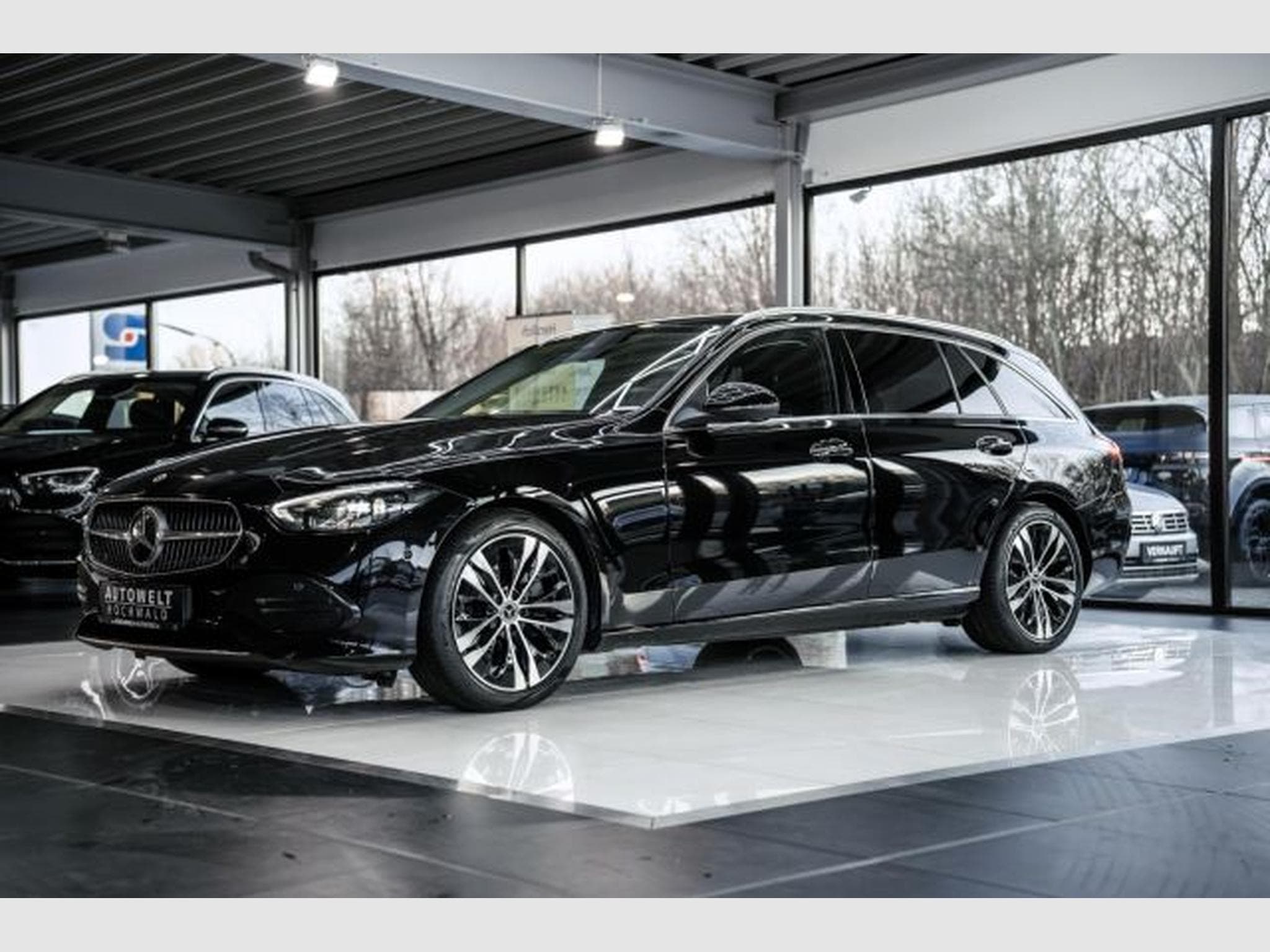 Mercedes C 200 C 200d T 9G-tronic Avantgarde NAVI RFK LED Burm. (2023) - Photo 4