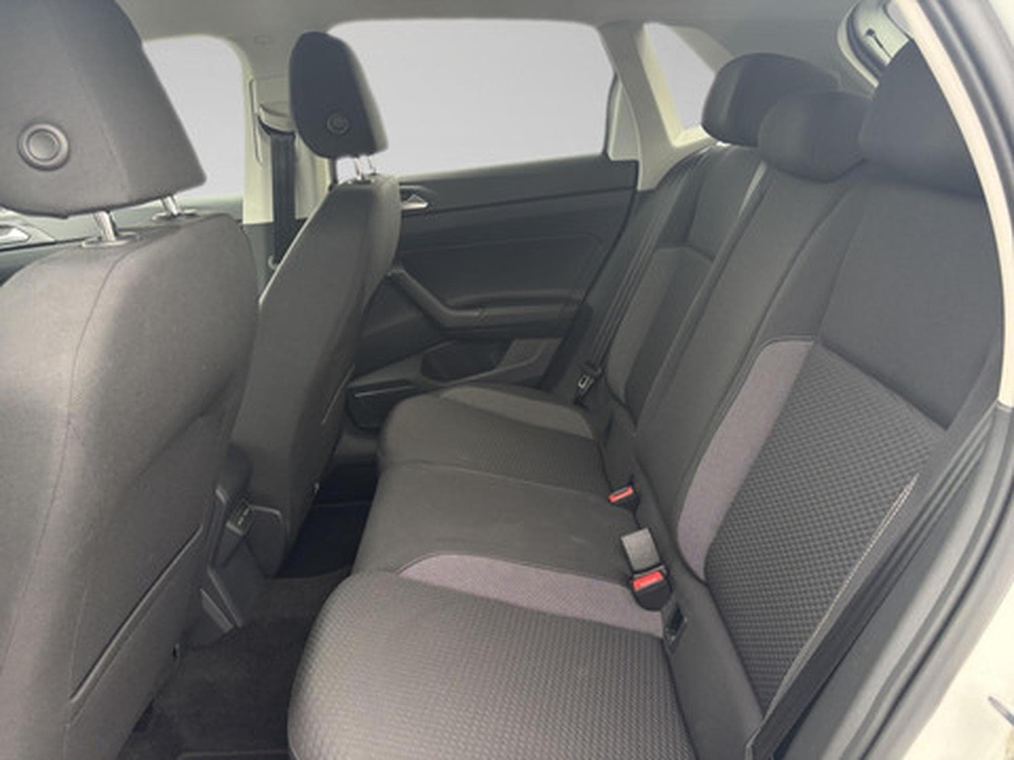 VW Polo 1.0 TSI 70kW LIFE DSG (2022) - Photo 14