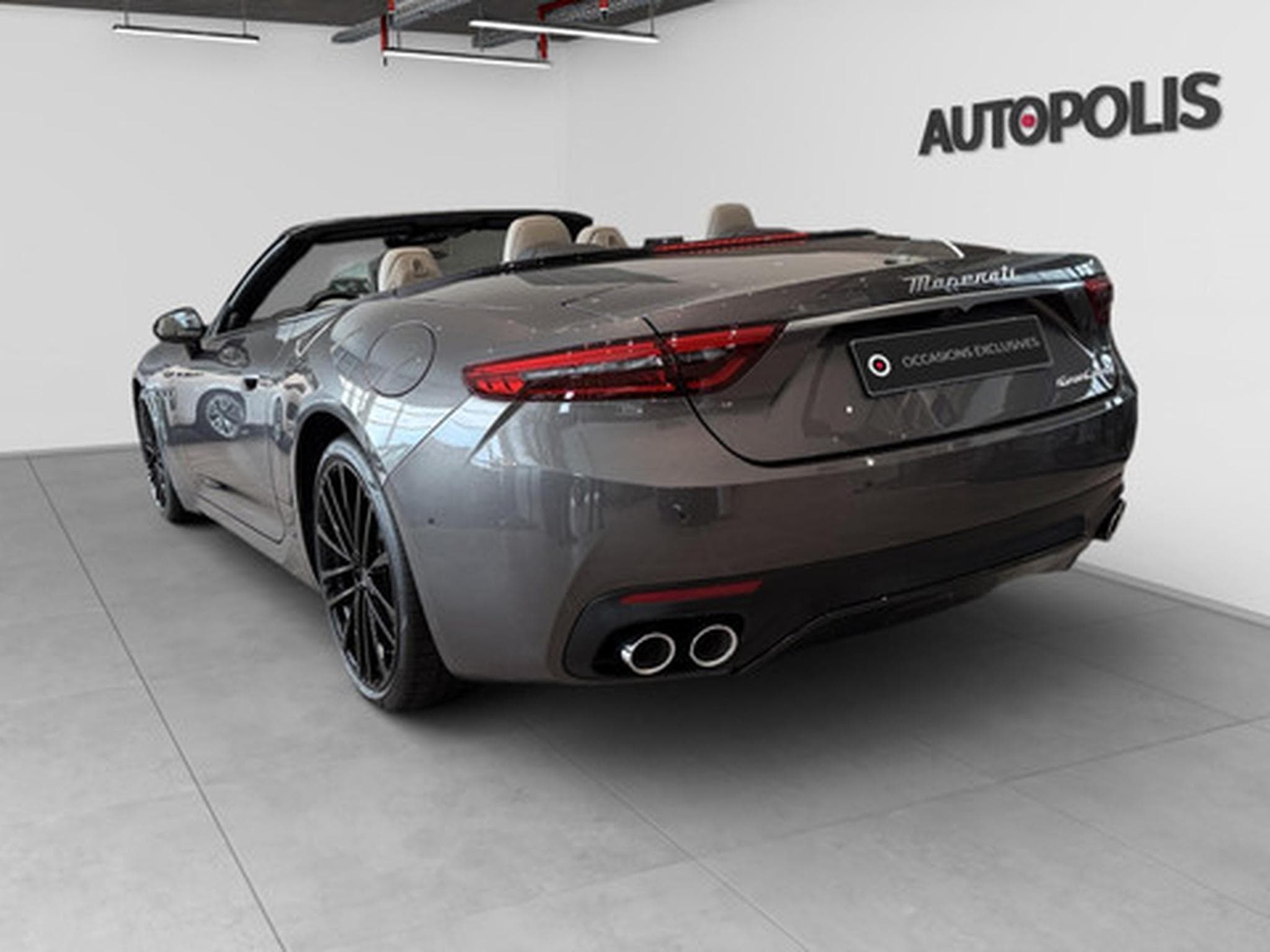 Maserati GranCabrio 3.0 V6 Modena 4x4 Aut. (2026) - Photo 13
