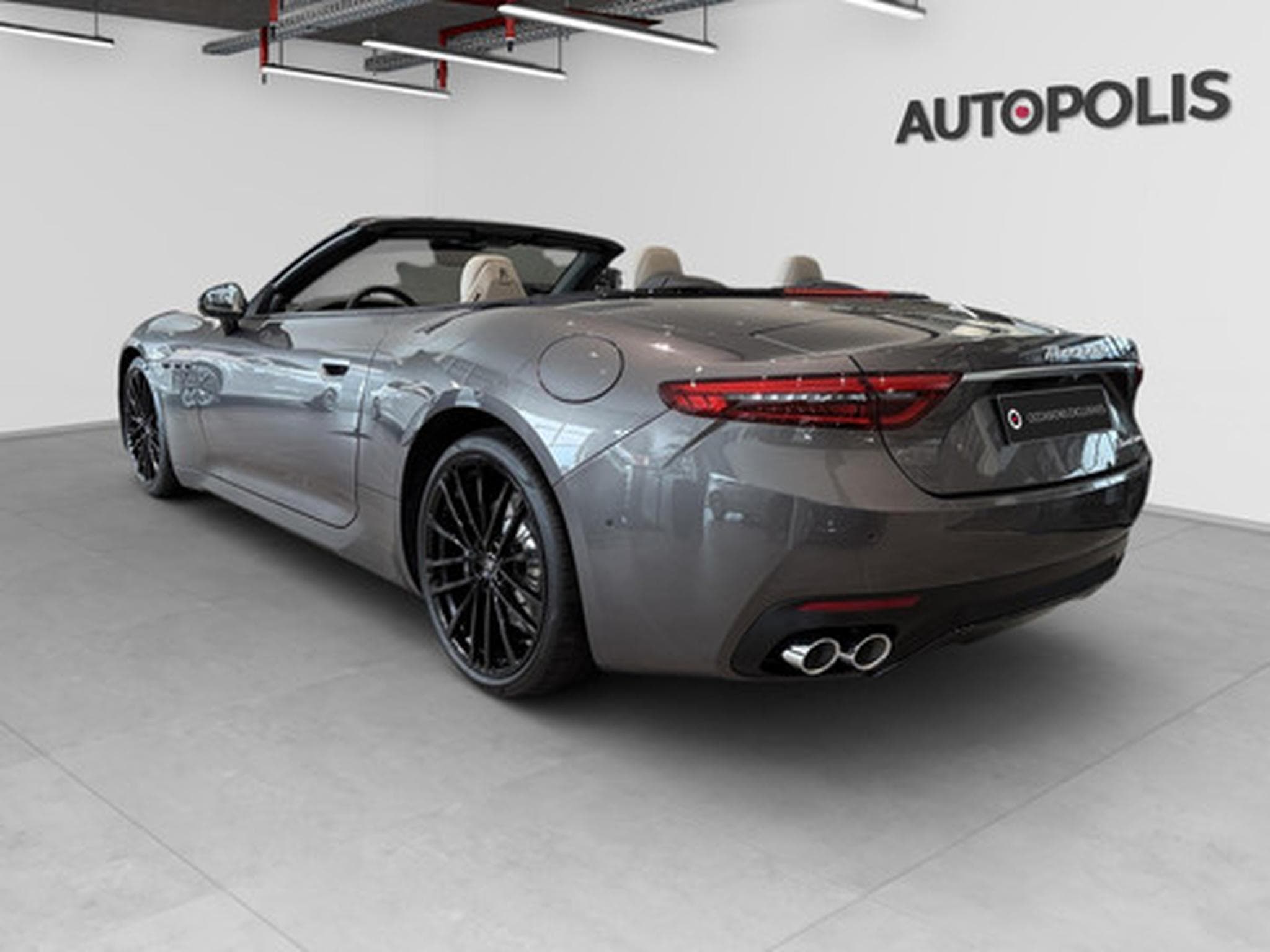 Maserati GranCabrio 3.0 V6 Modena 4x4 Aut. (2026) - Photo 18