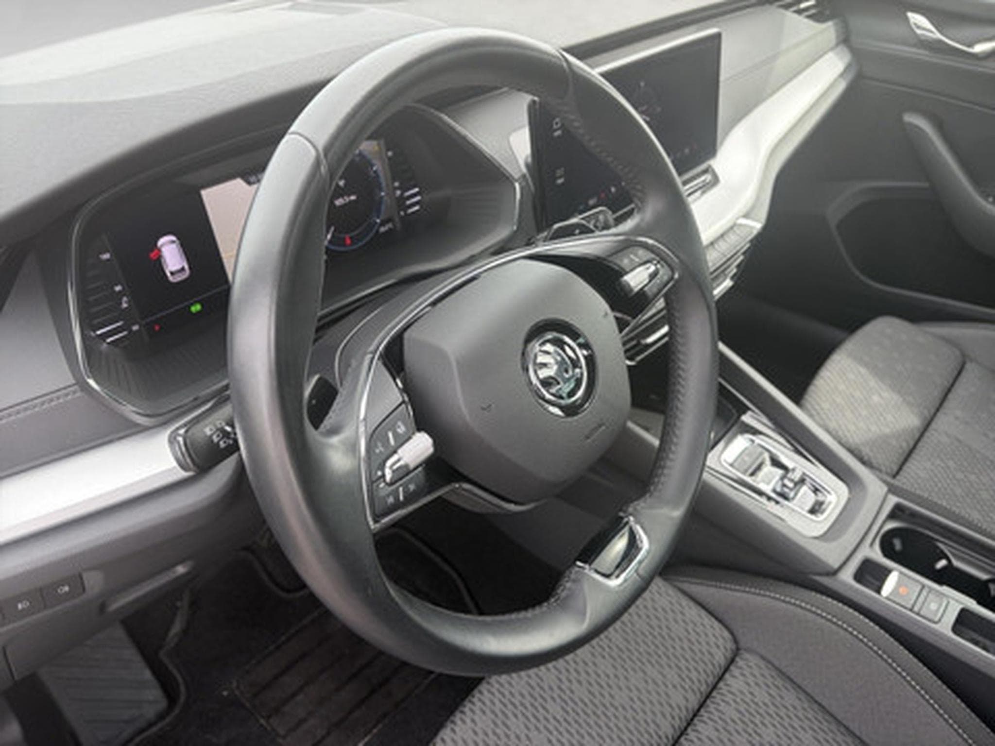Skoda Octavia Combi 2.0 TDI 110kW Ambition DSG (2023) - Photo 8