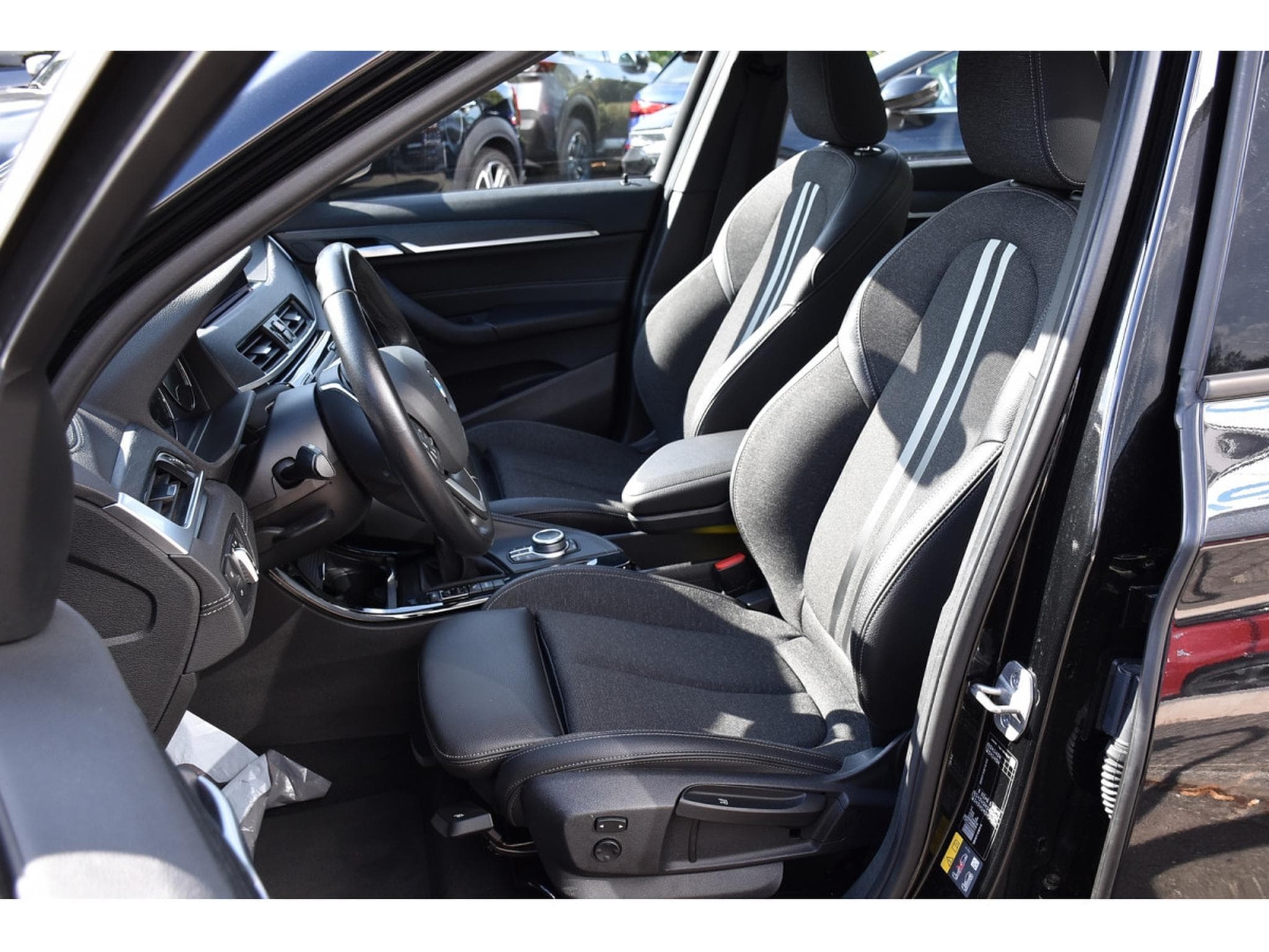 BMW X1 1.5 iA xDrive25e Sport Line PANO ATT RMQ PARK JA18 (2020) - Photo 6