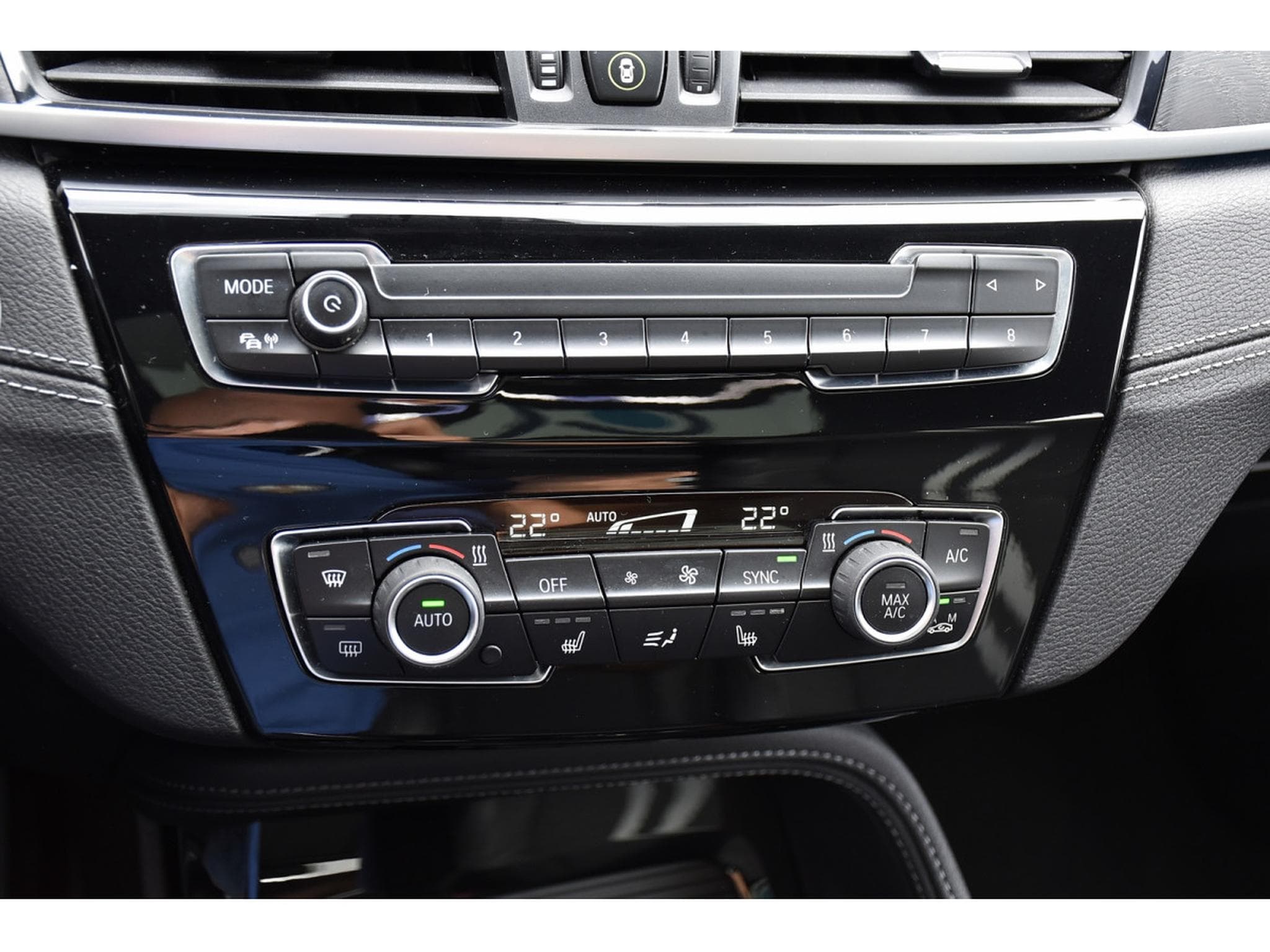 BMW X1 1.5 iA xDrive25e Sport Line PANO ATT RMQ PARK JA18 (2020) - Photo 17