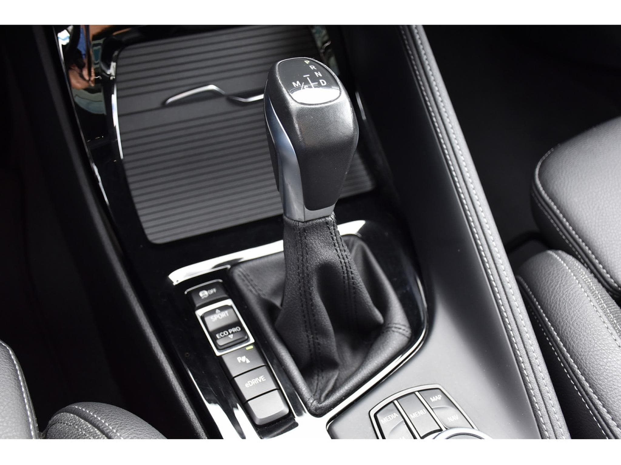 BMW X1 1.5 iA xDrive25e Sport Line PANO ATT RMQ PARK JA18 (2020) - Photo 18