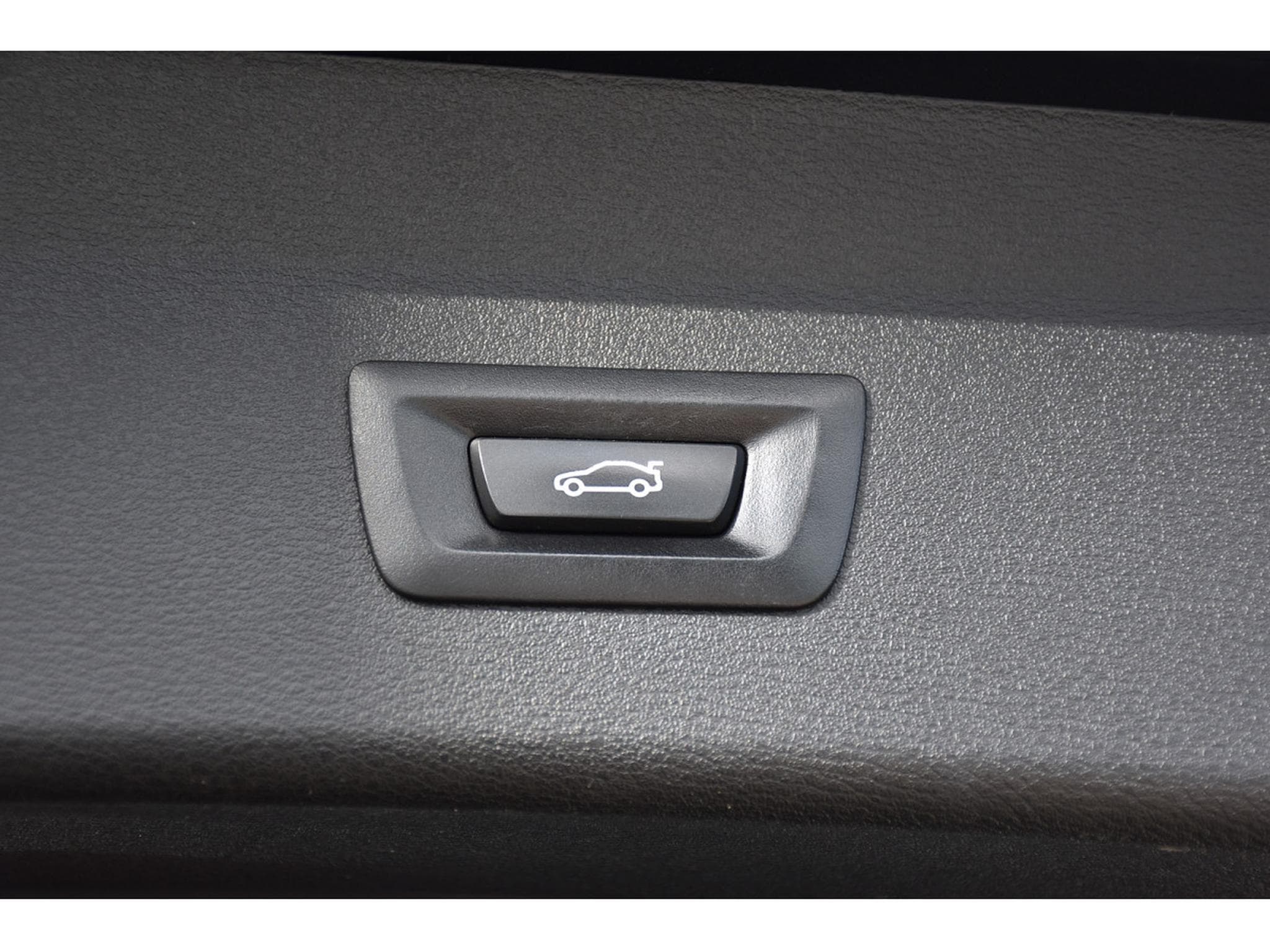 BMW X1 1.5 iA xDrive25e Sport Line PANO ATT RMQ PARK JA18 (2020) - Photo 20