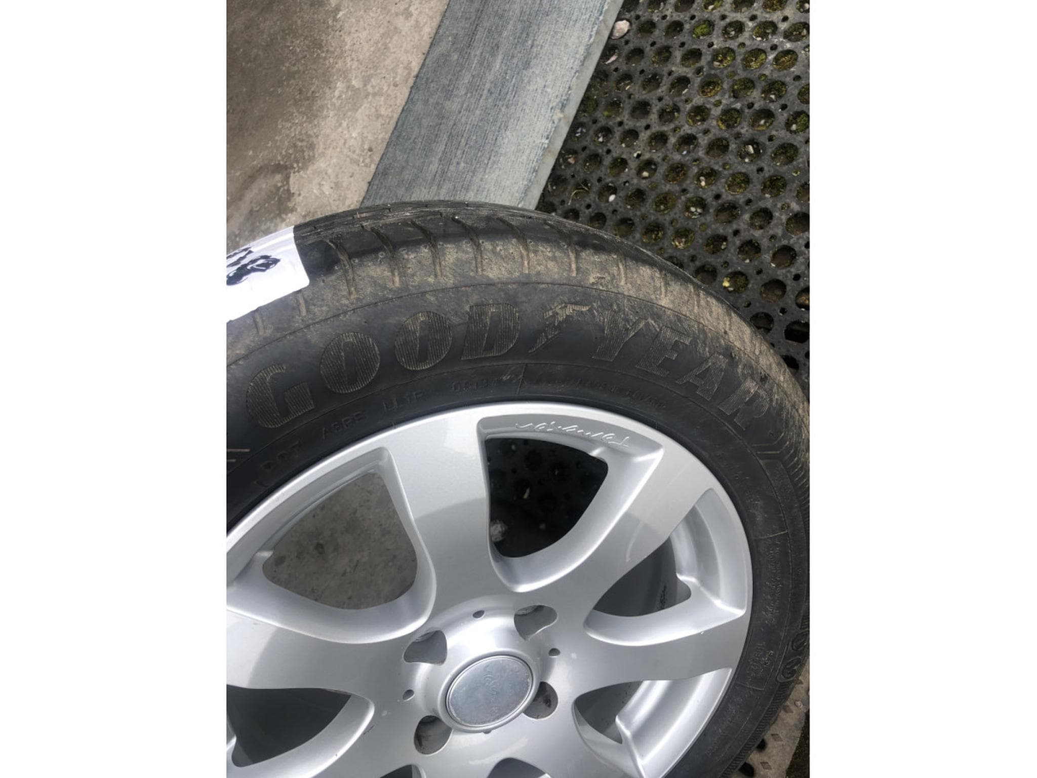 Jantes alu + Pneus h – 15" - Photo 2