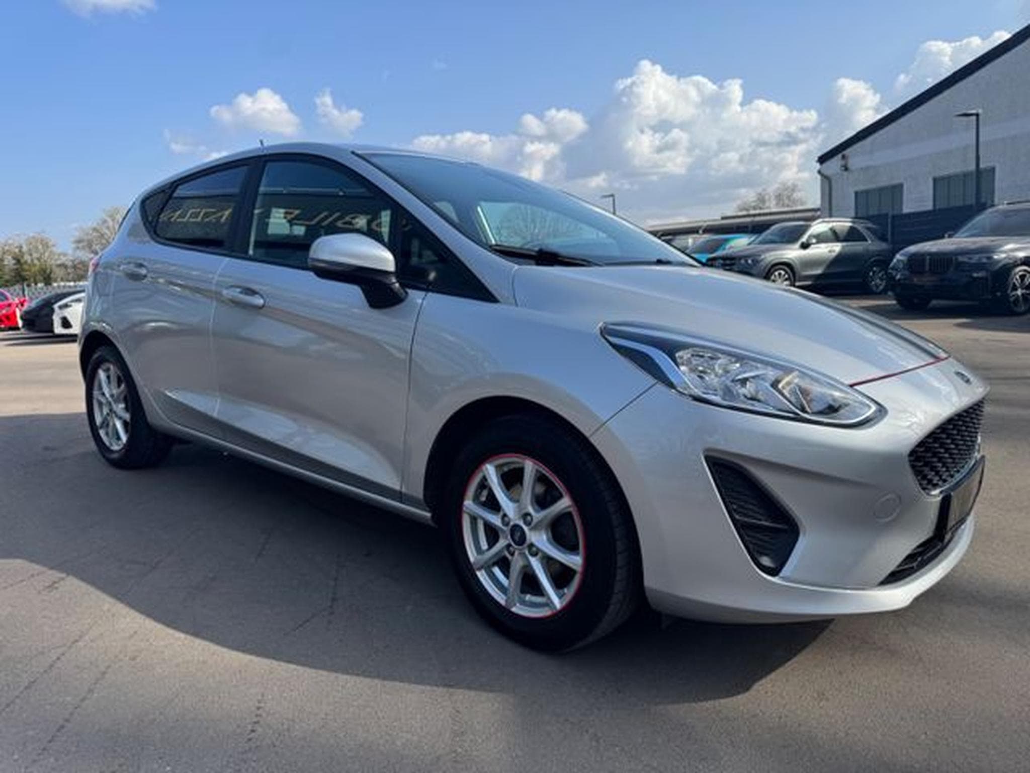 Ford Fiesta FIESTA TREND *NAVI*SHZ*ALU*5-TUERIG* (2021) - Photo 4