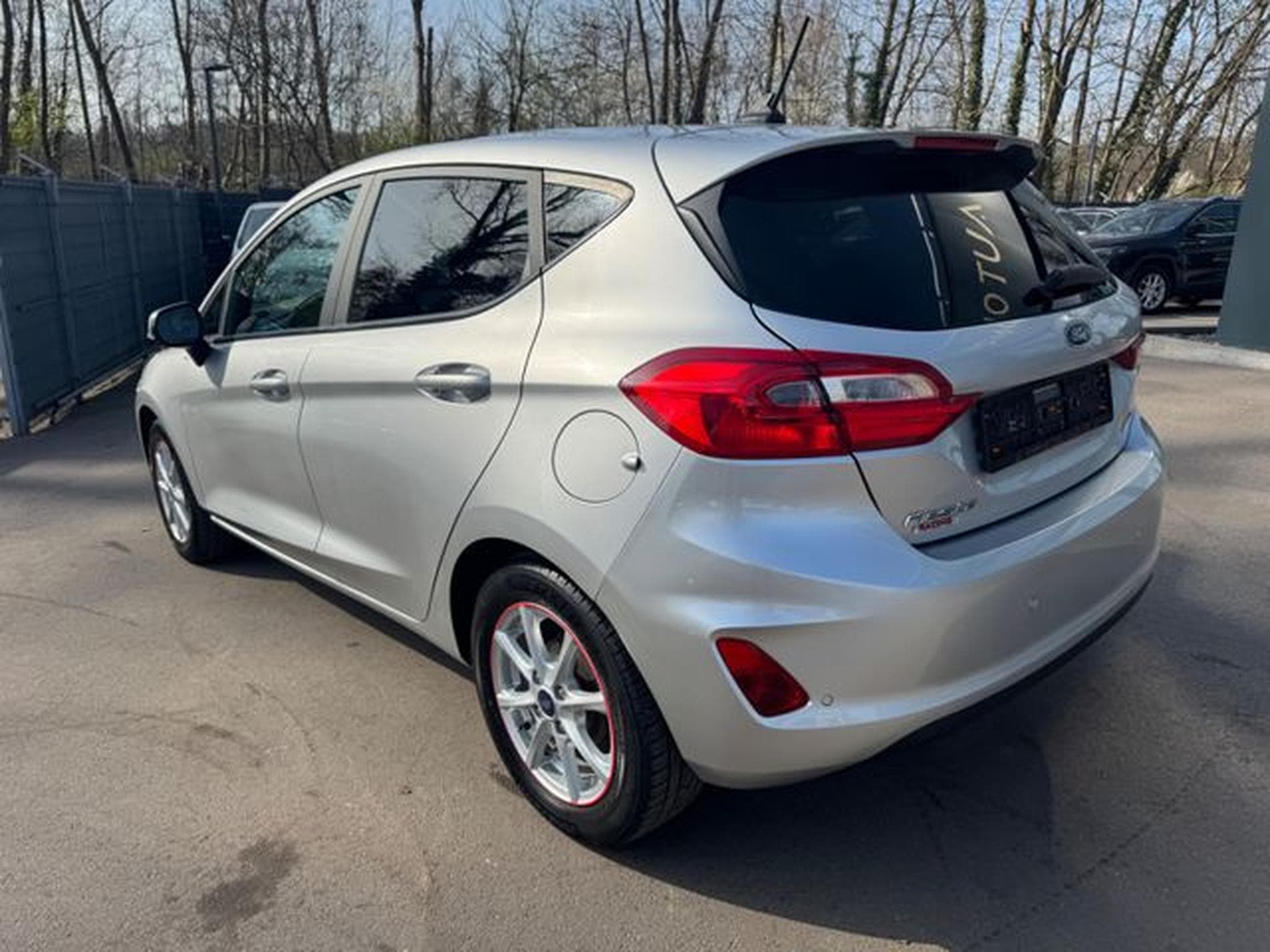 Ford Fiesta FIESTA TREND *NAVI*SHZ*ALU*5-TUERIG* (2021) - Photo 8