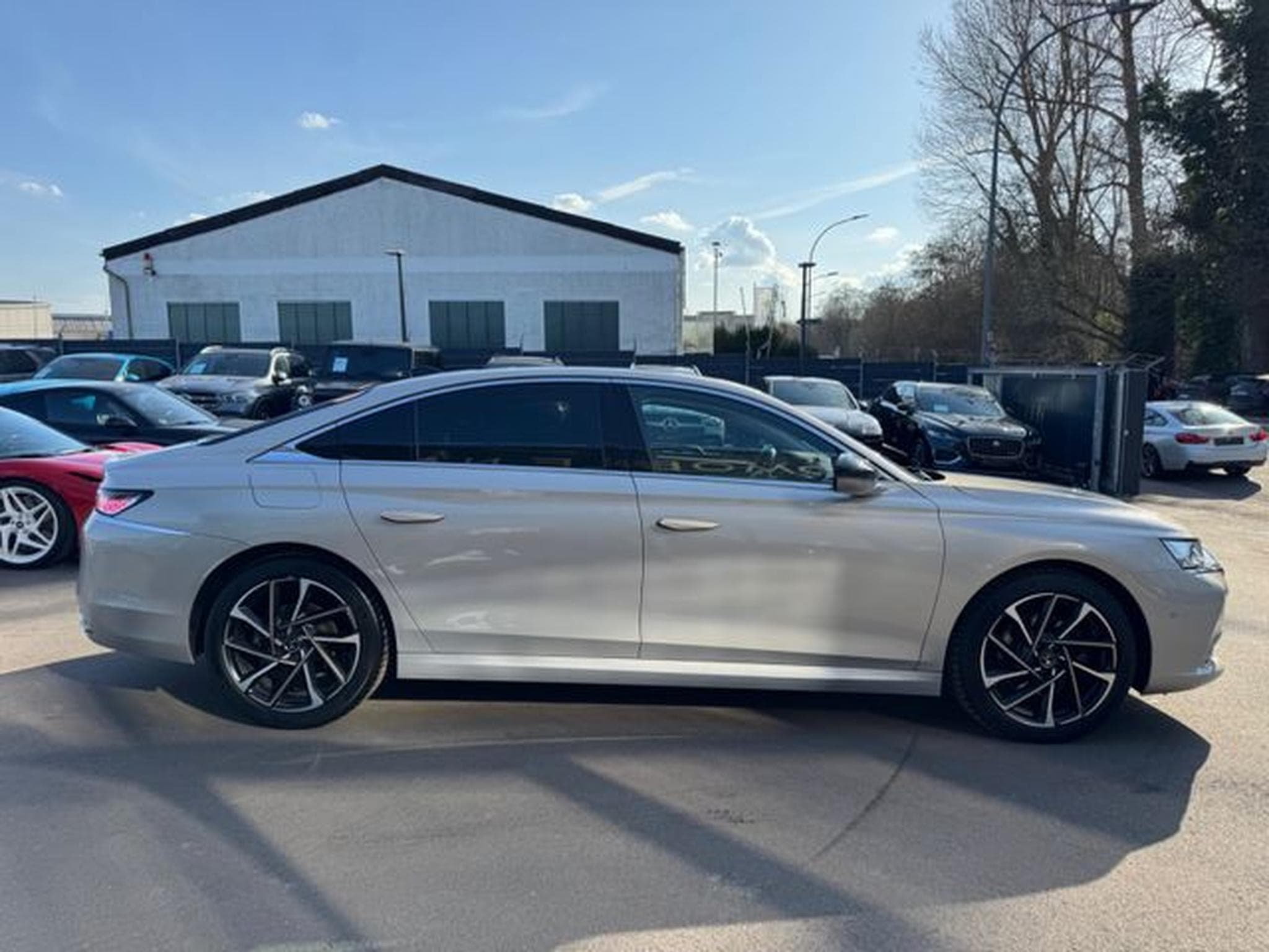 DS Automobiles DS9 DS9 E-TENSE 250 kW RIVOLI +*LED*NAVI*PANORAMA*1 (2024) - Photo 14