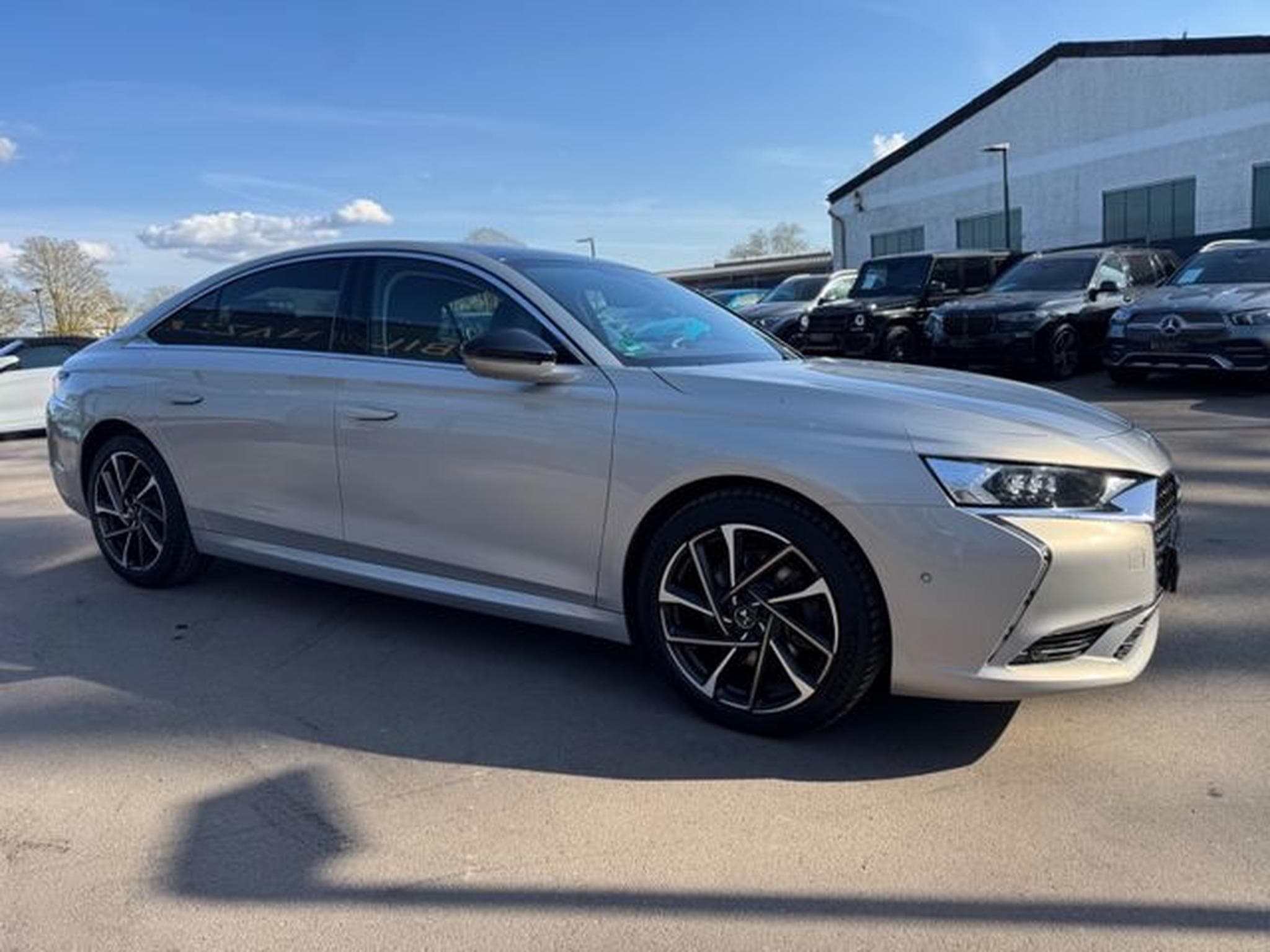 DS Automobiles DS9 DS9 E-TENSE 250 kW RIVOLI +*LED*NAVI*PANORAMA*1 (2024) - Photo 5