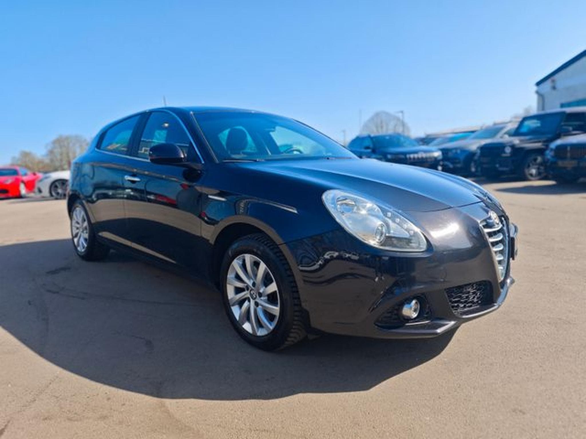 Alfa-Romeo Giulietta GIULIETTA TURISMO *8-FACH*SHZ*AUT*LED* (2016) - Foto 4