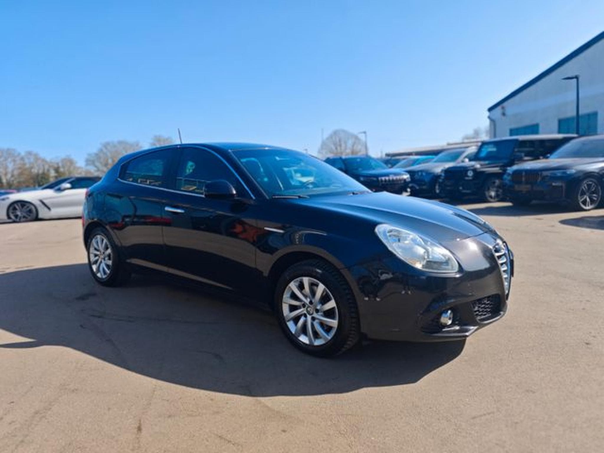 Alfa-Romeo Giulietta GIULIETTA TURISMO *8-FACH*SHZ*AUT*LED* (2016) - Foto 5